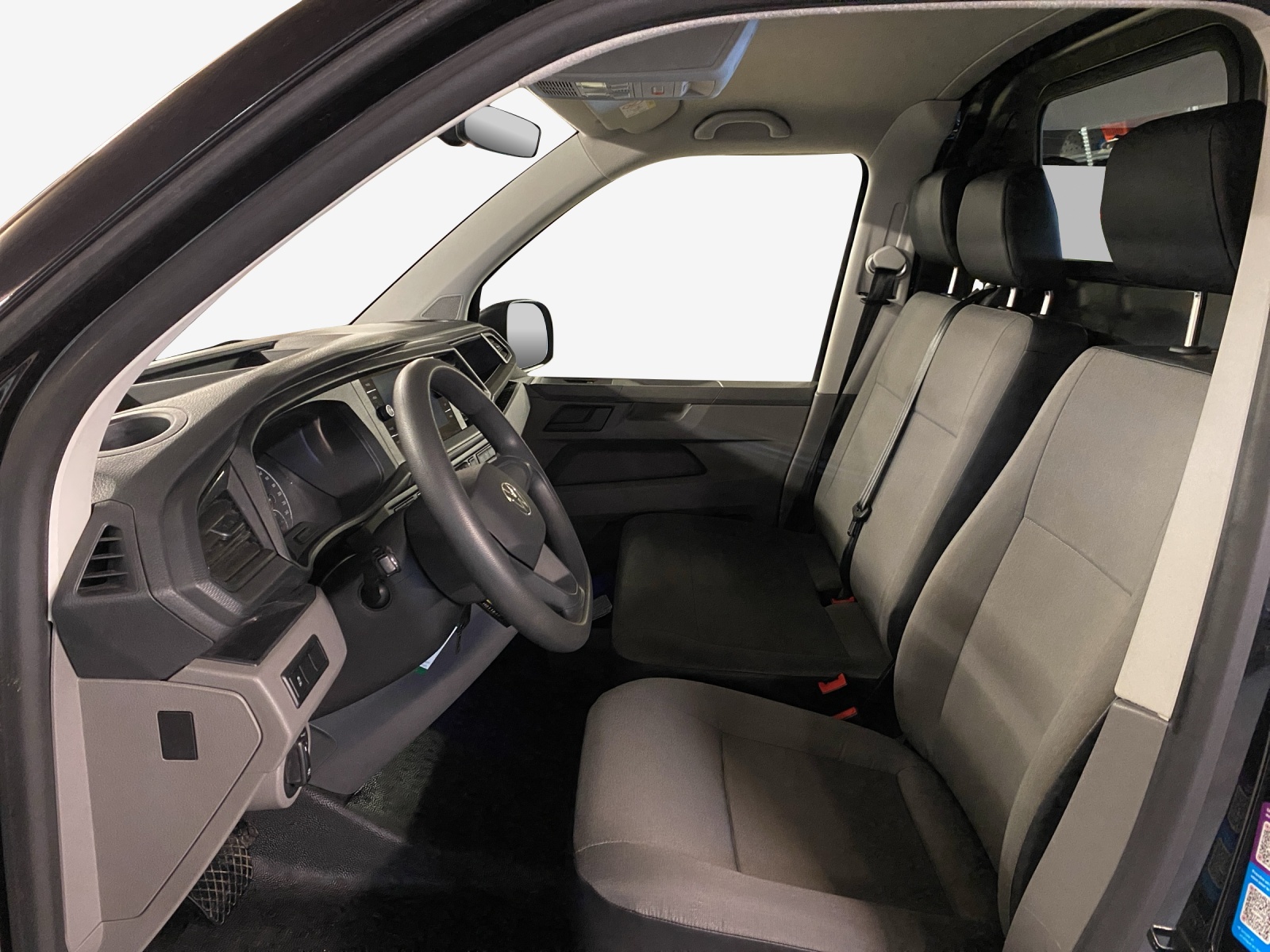 VW T6.1 2.0 TDI 4Motion DSG-image-7