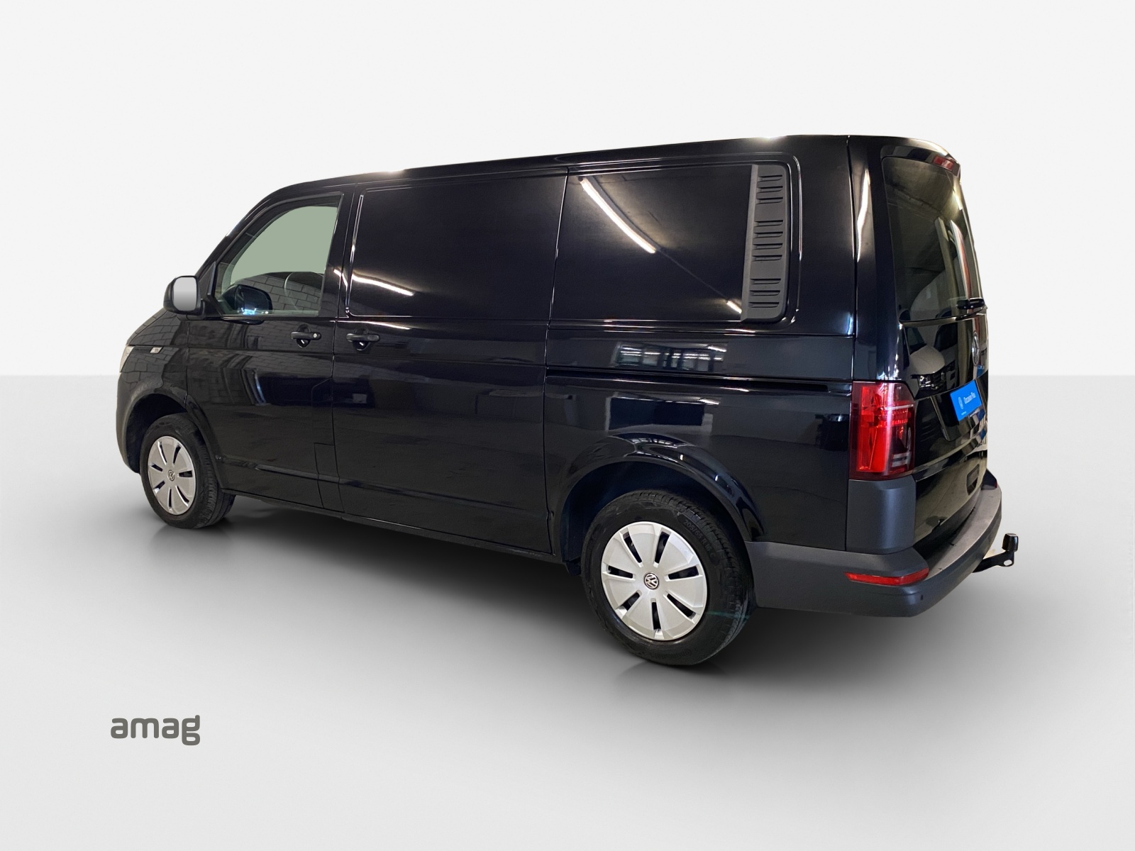 VW T6.1 2.0 TDI 4Motion DSG-image-2