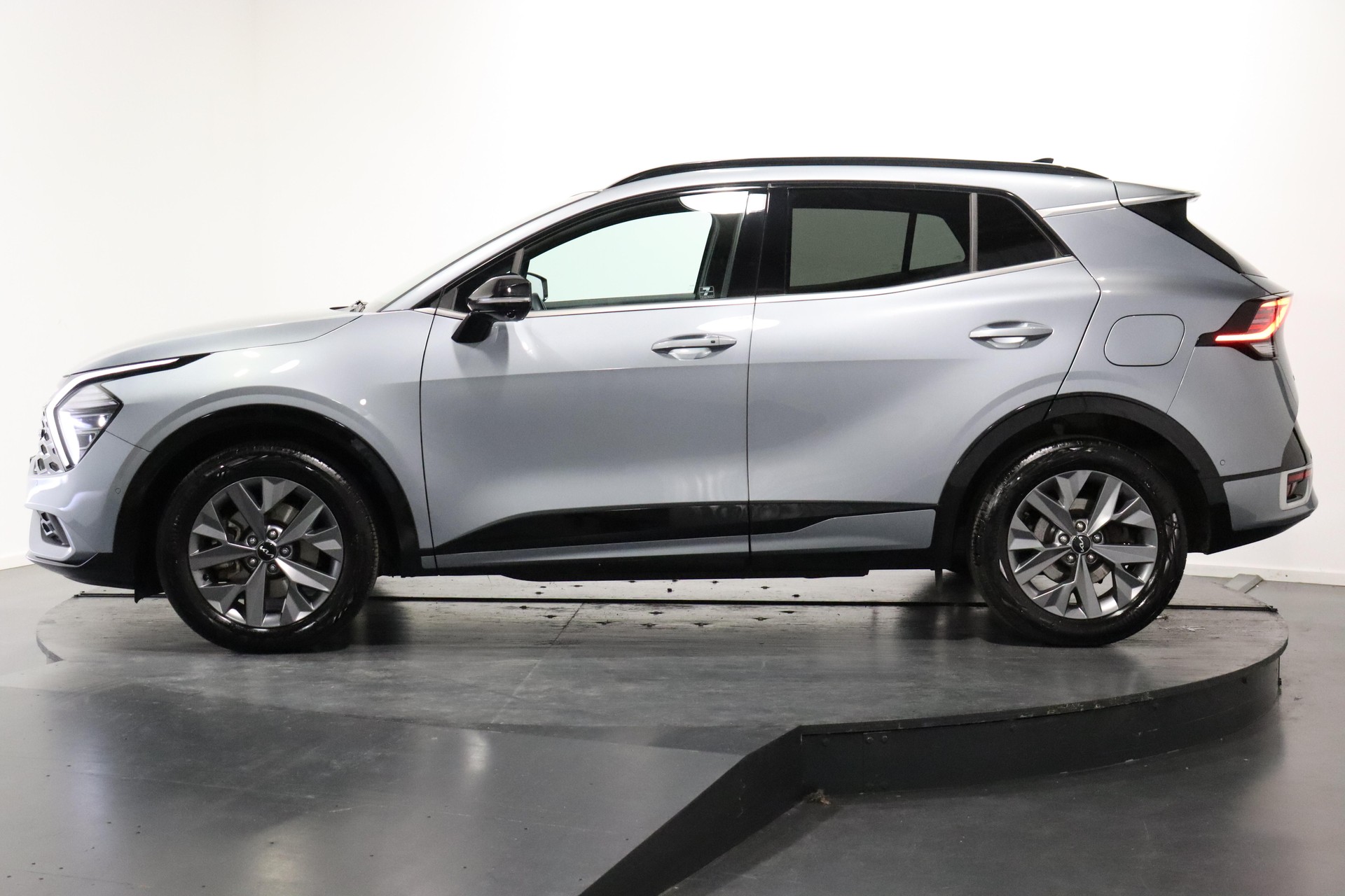KIA Sportage 1.6 T-GDi GT-Line-image-2