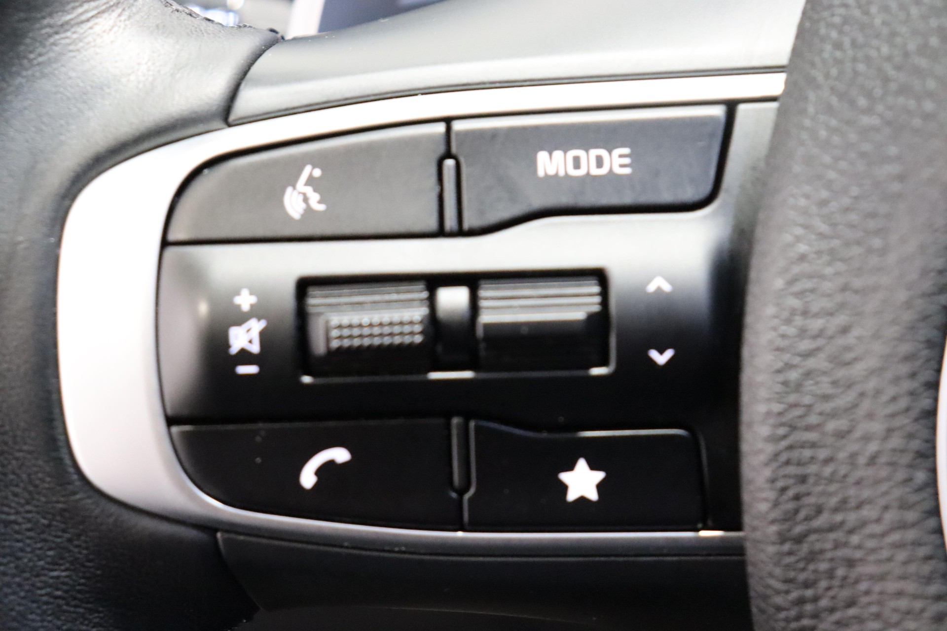 KIA Sportage 1.6 T-GDi GT-Line-image-18