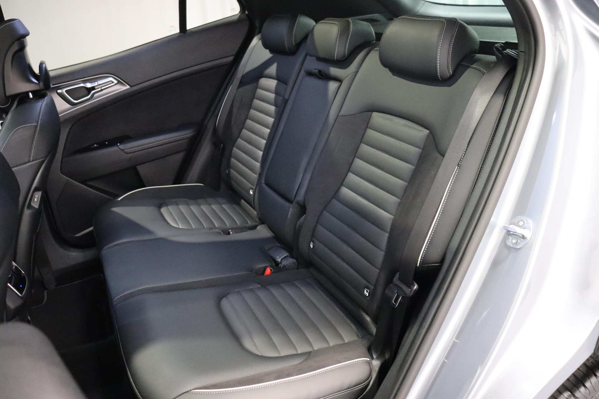 KIA Sportage 1.6 T-GDi GT-Line-image-11