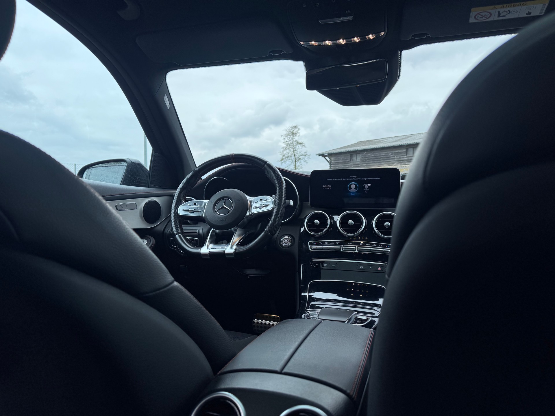 MERCEDES-BENZ GLC 43 AMG 4Matic 9G-Tronic-image-9