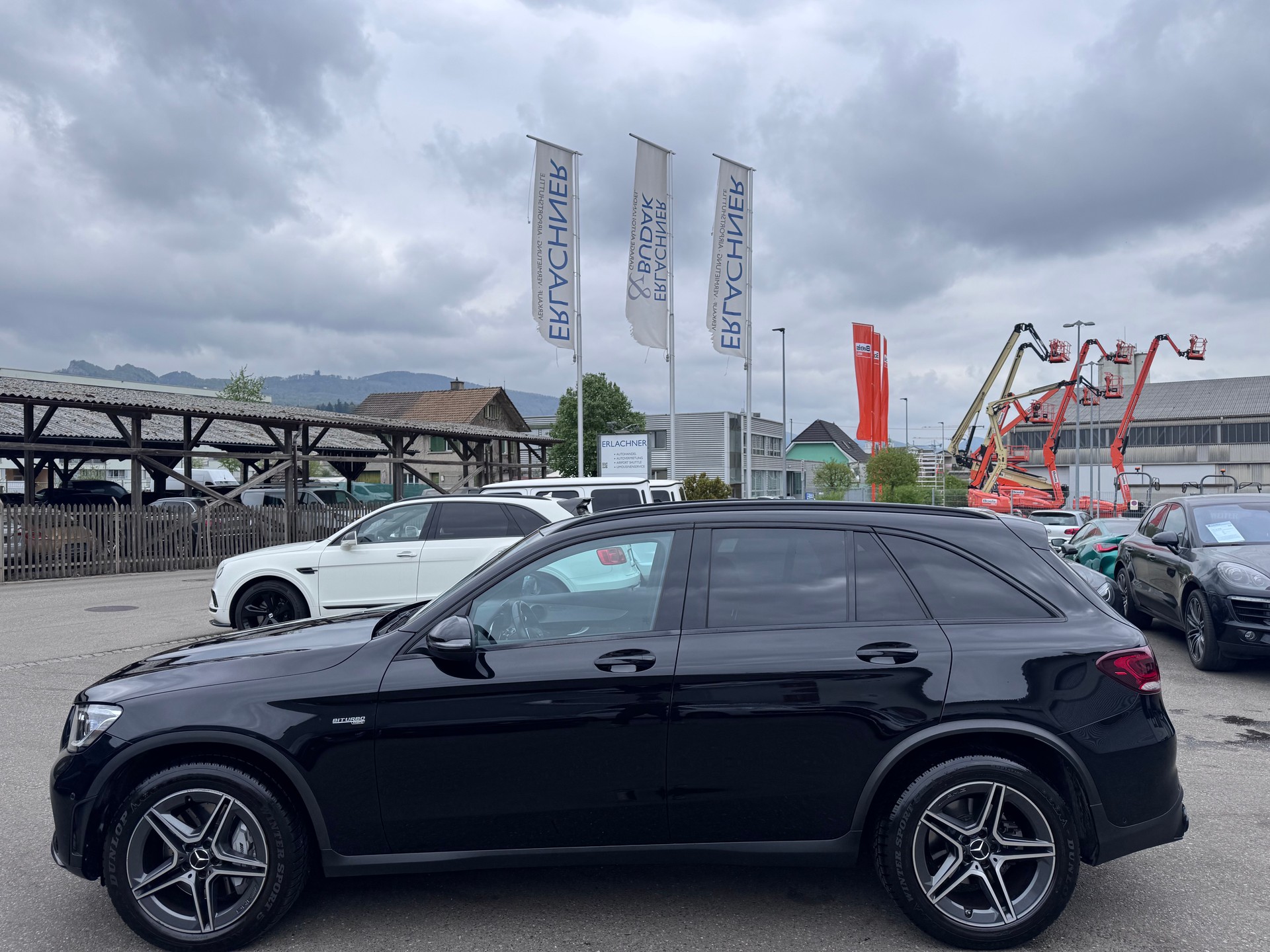 MERCEDES-BENZ GLC 43 AMG 4Matic 9G-Tronic-image-2