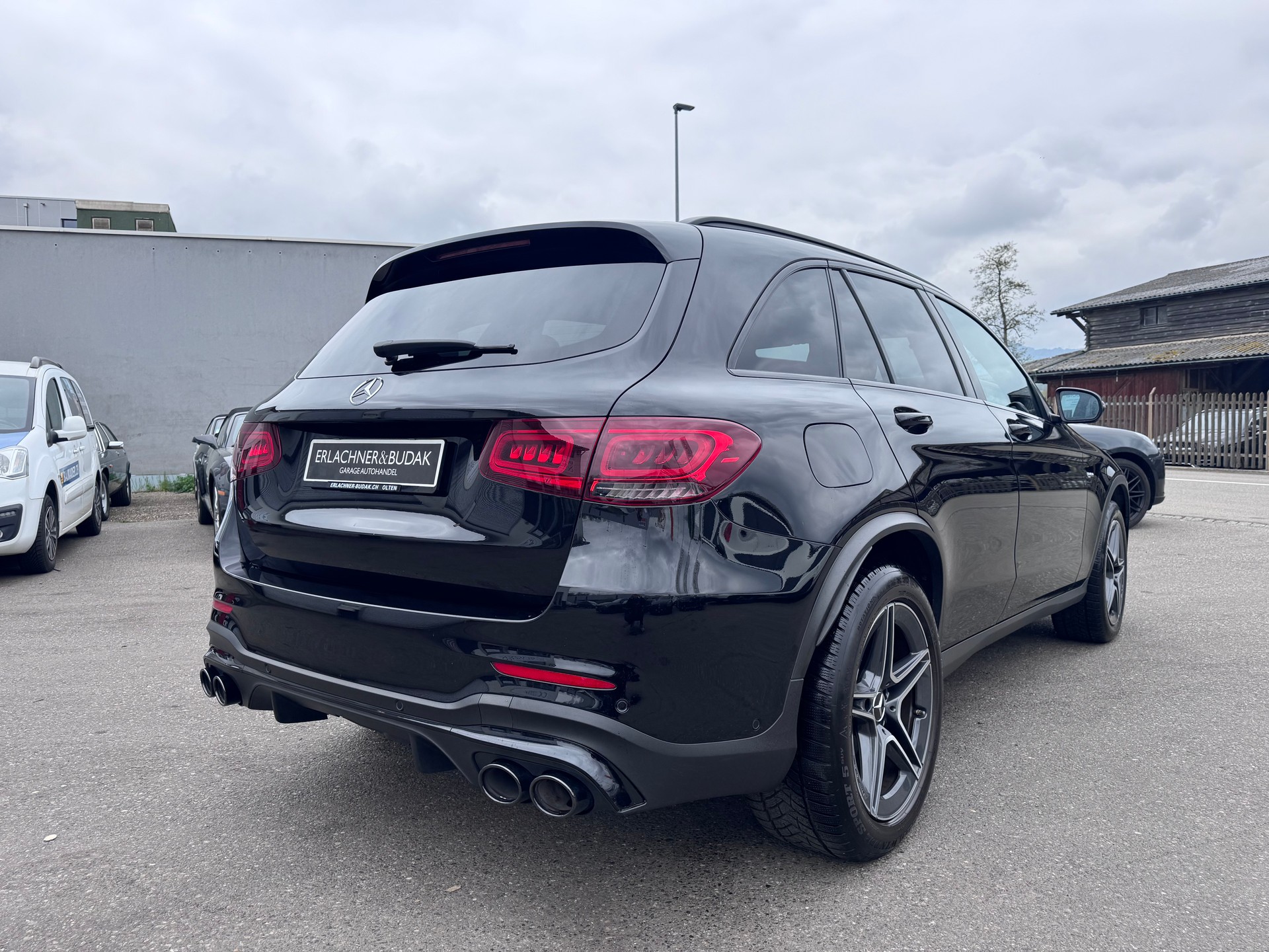 MERCEDES-BENZ GLC 43 AMG 4Matic 9G-Tronic-image-4