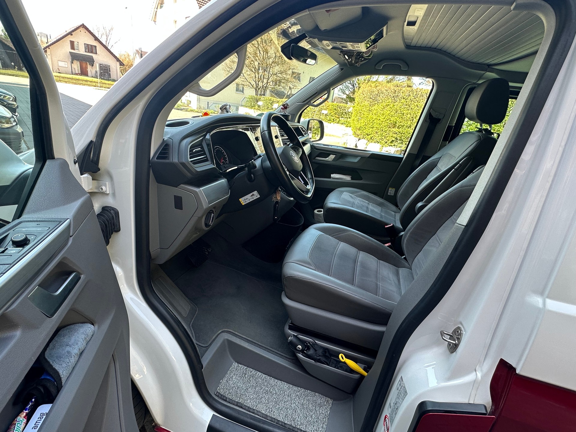 VW T6.1 California 2.0 TDI Ocean Edition Liberty DSG-image-7