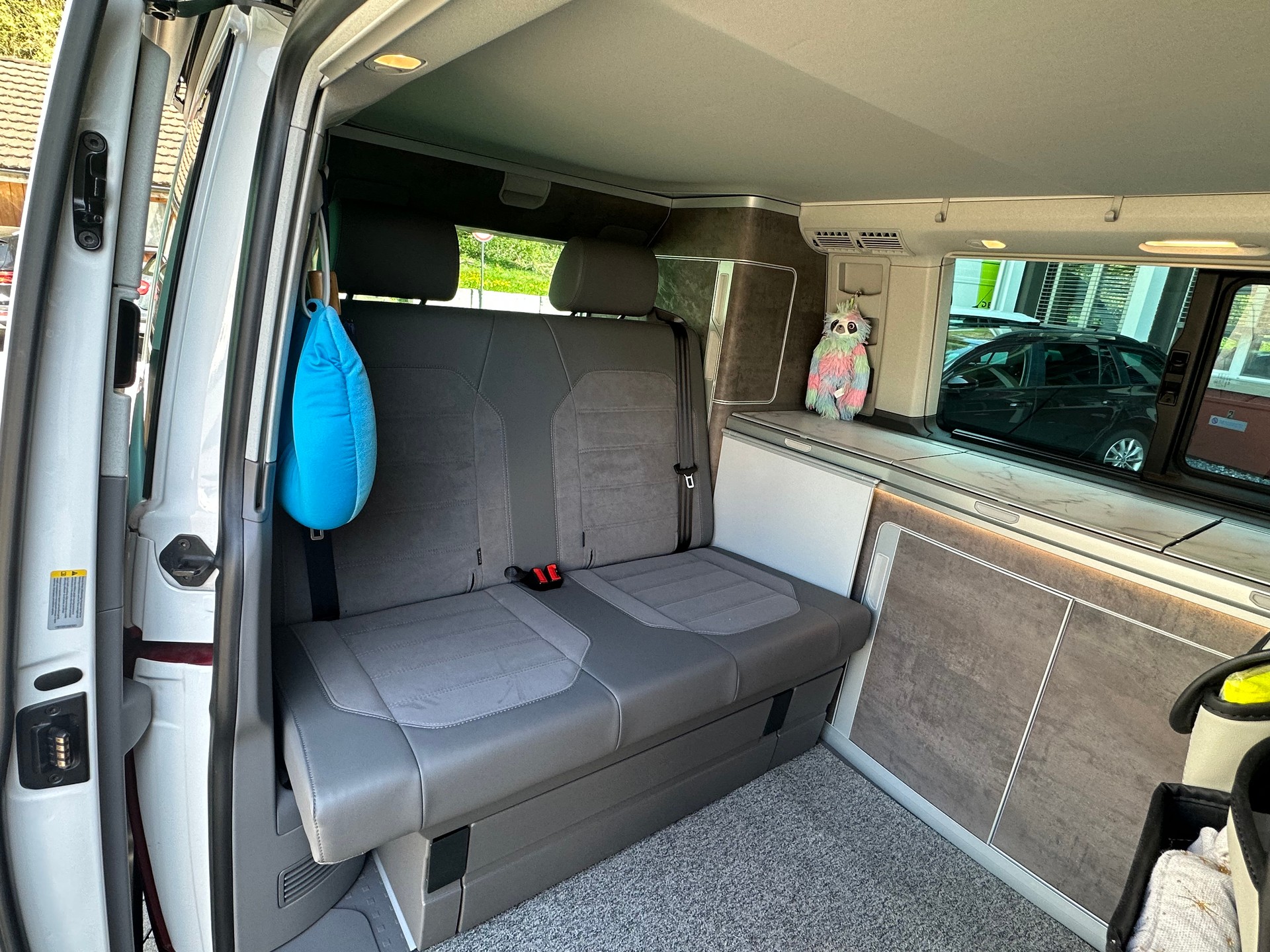 VW T6.1 California 2.0 TDI Ocean Edition Liberty DSG-image-8