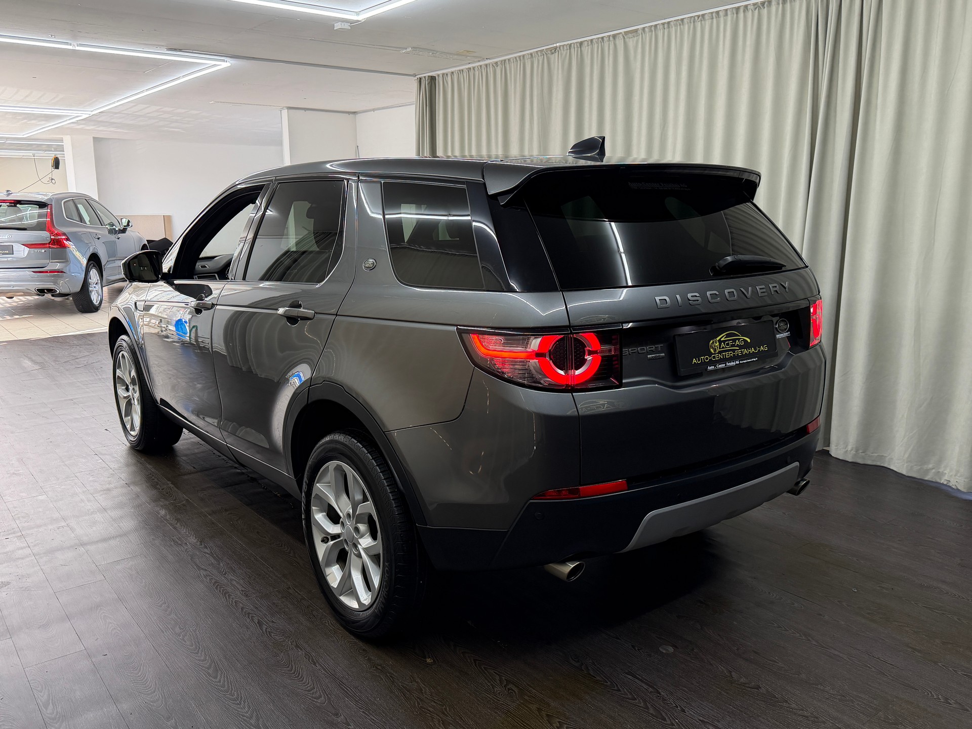 LAND ROVER Discovery Sport 2.0 TD4 HSE AT9-image-5