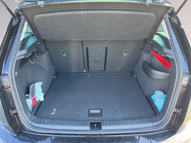 SKODA Karoq 1.5 TSI Tour DSG-image-18