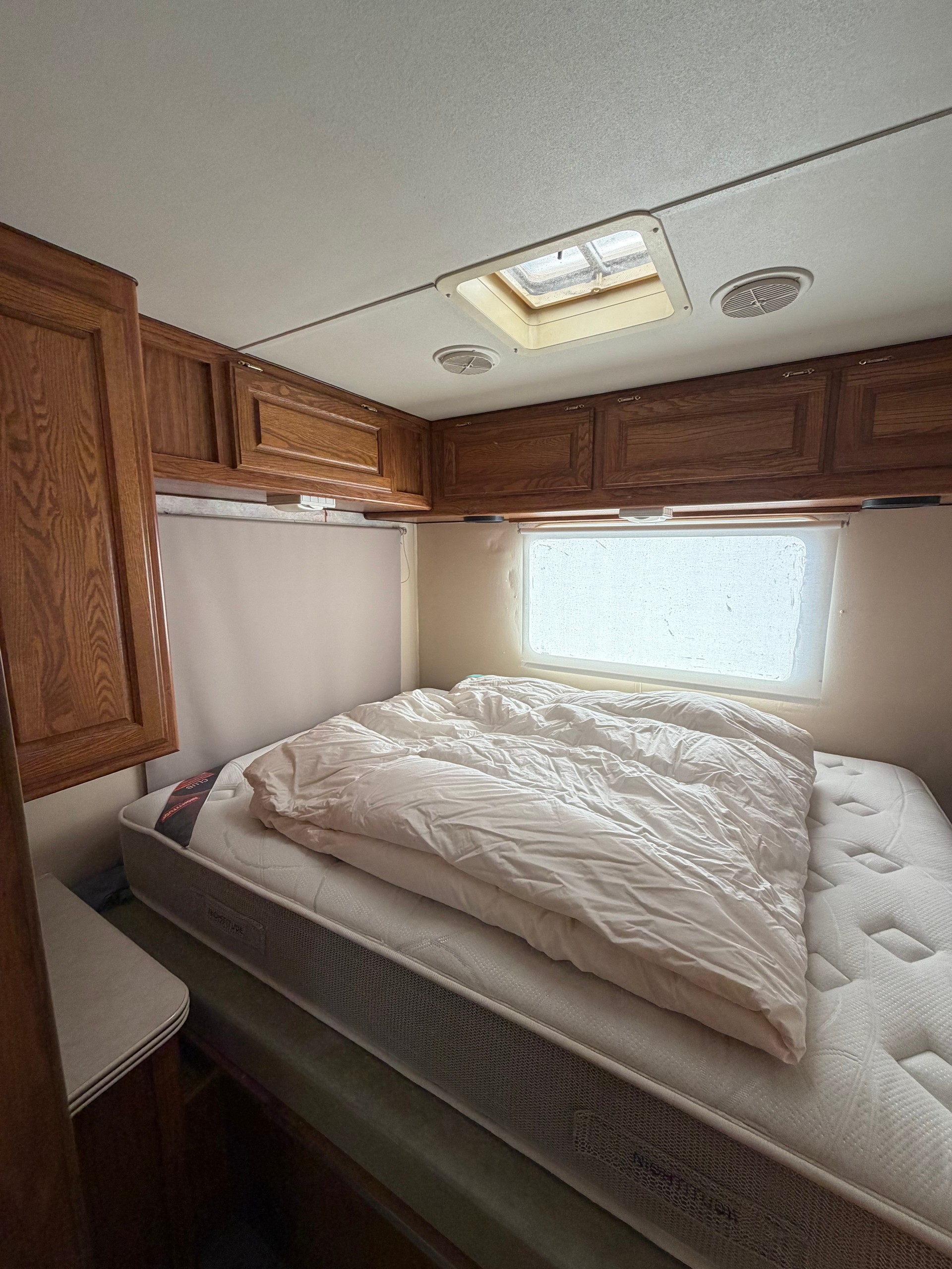 FORD Econoline-image-5