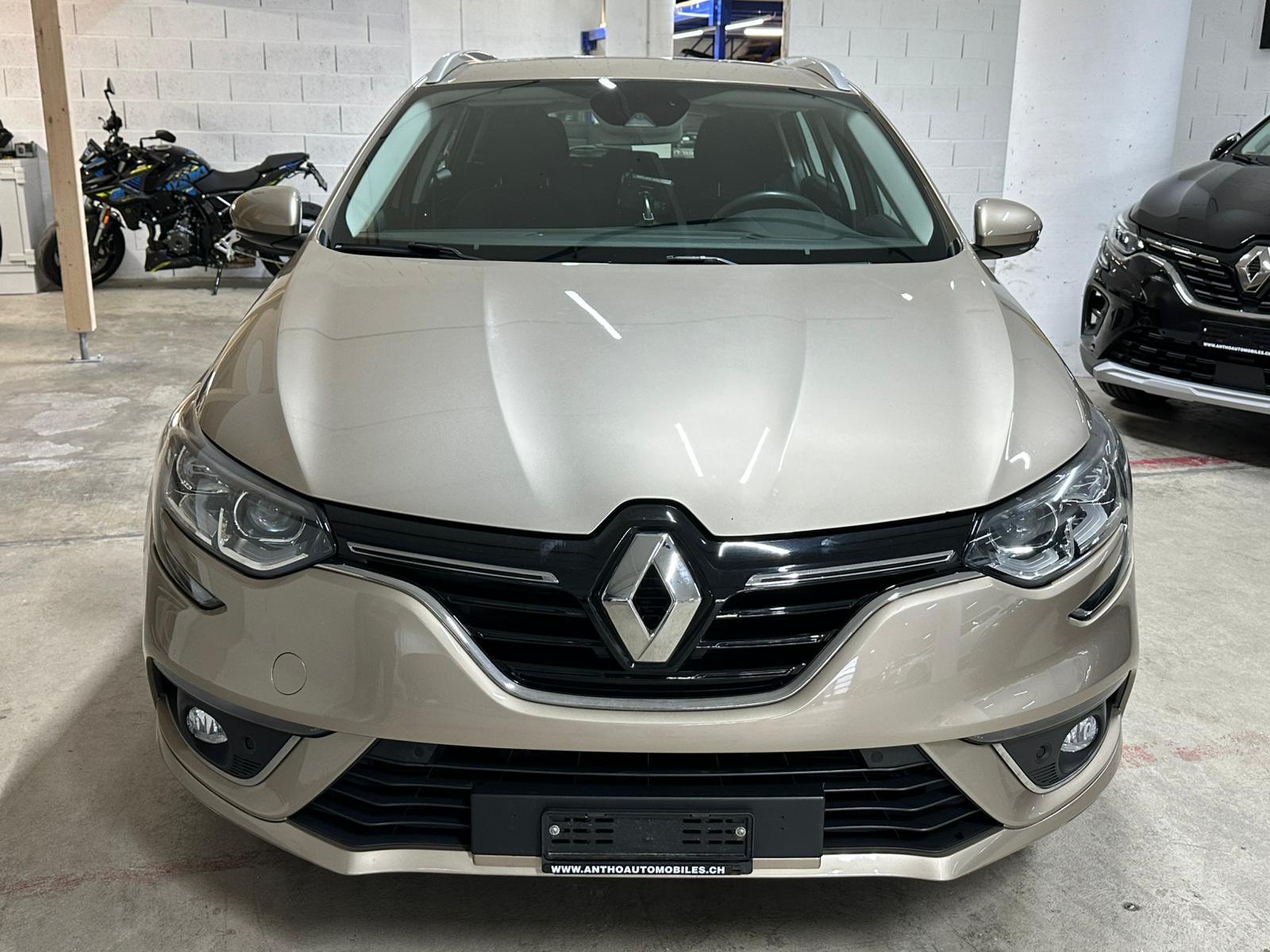 RENAULT Mégane Grandtour 1.2 16V Turbo Zen EDC-image-1