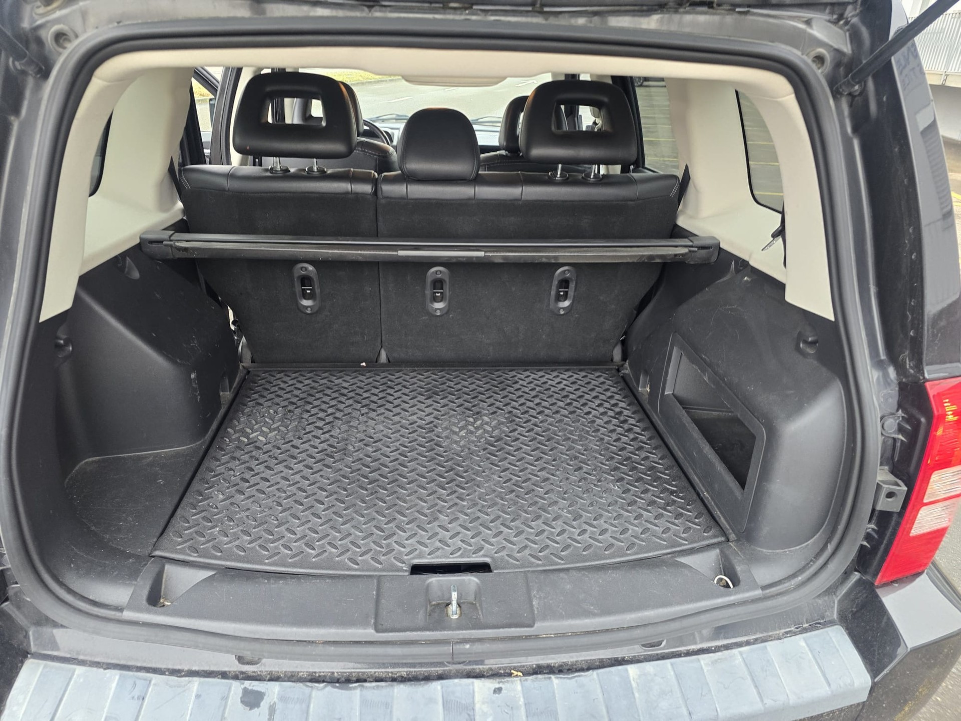 JEEP Patriot 2.4 Sport-image-6