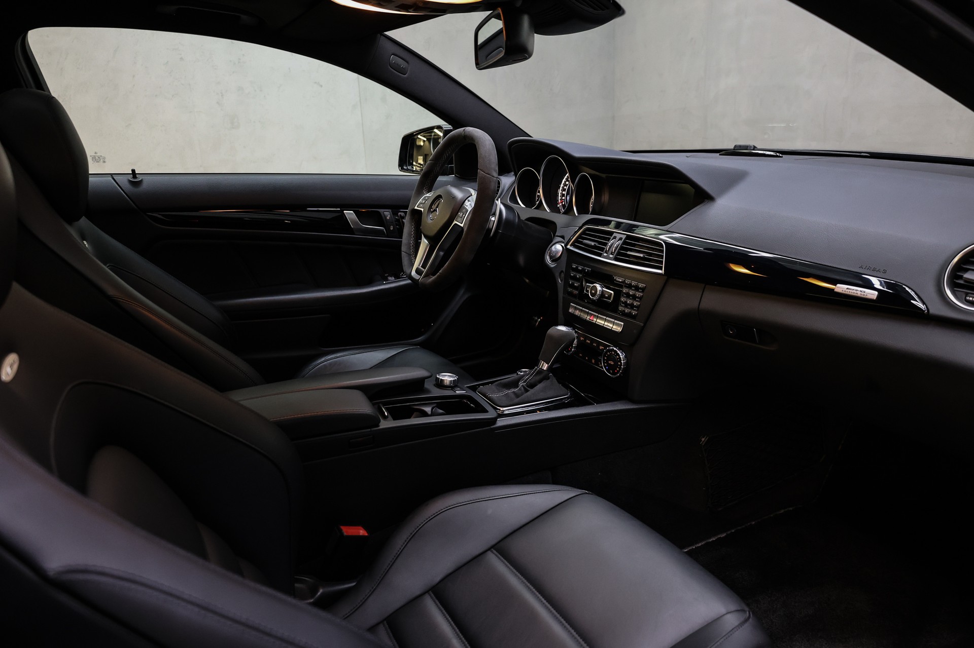 MERCEDES-BENZ C 63 V8 AMG Coupé Edition 507-image-27