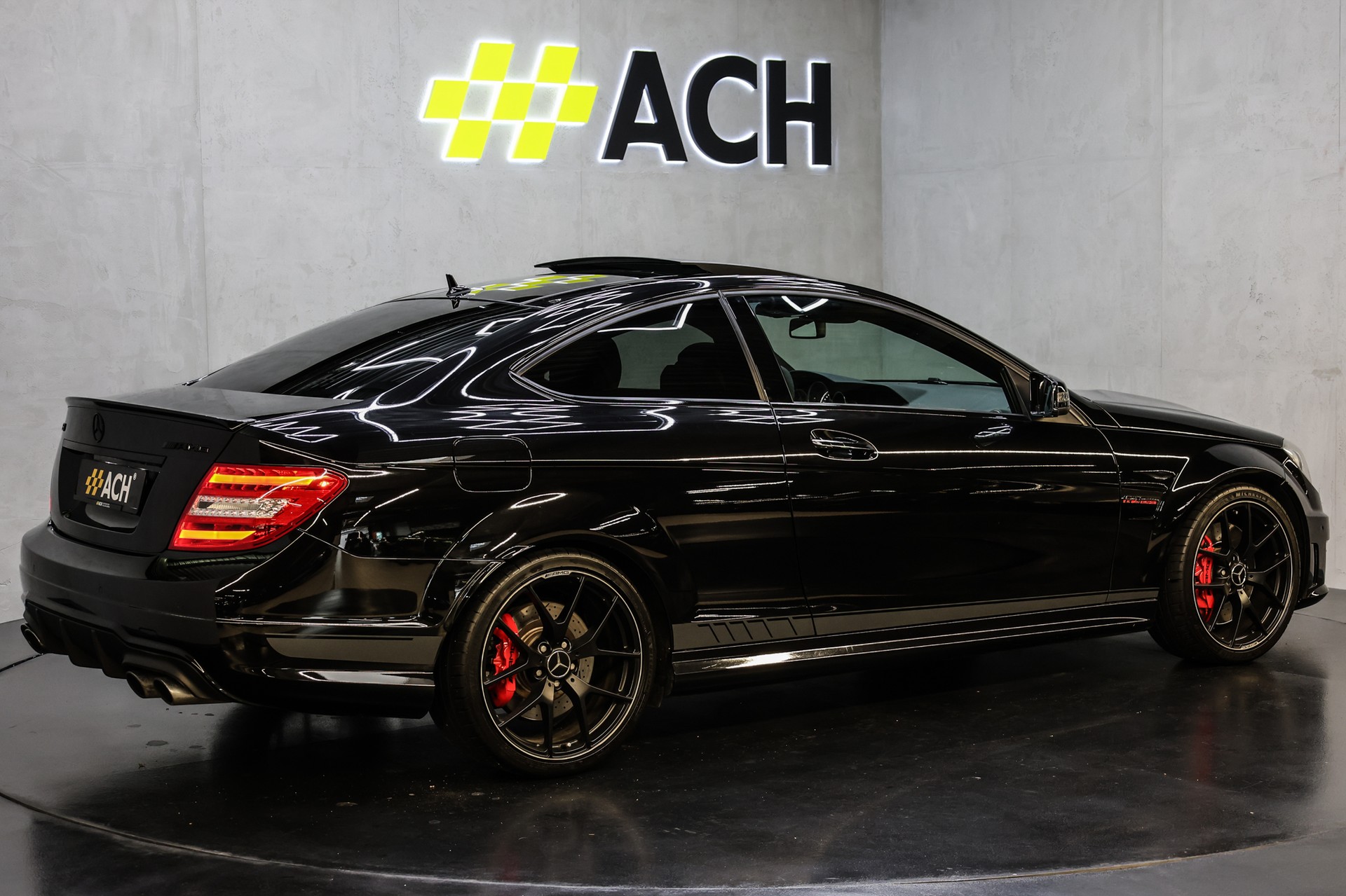 MERCEDES-BENZ C 63 V8 AMG Coupé Edition 507-image-12