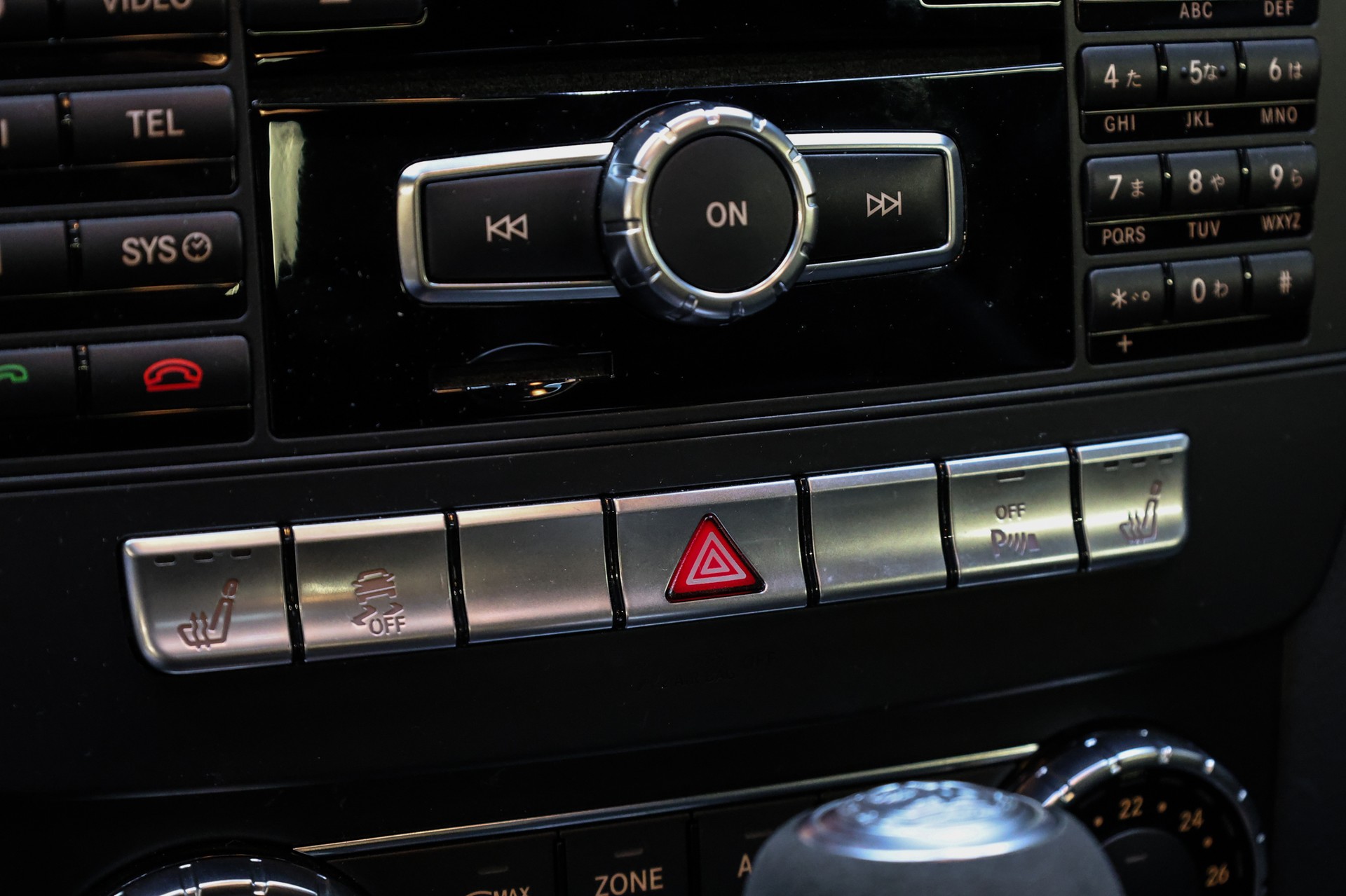 MERCEDES-BENZ C 63 V8 AMG Coupé Edition 507-image-32