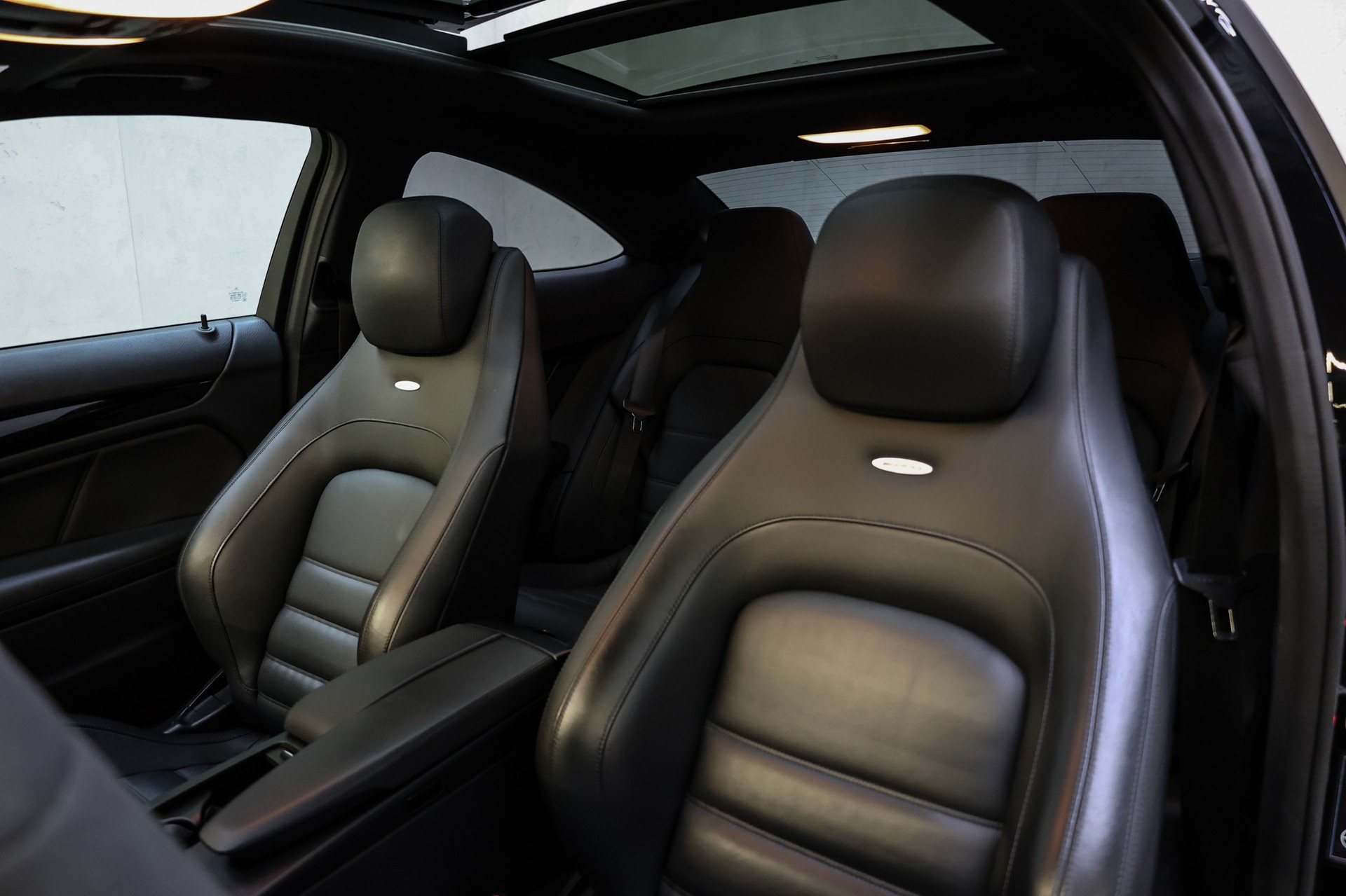 MERCEDES-BENZ C 63 V8 AMG Coupé Edition 507-image-21