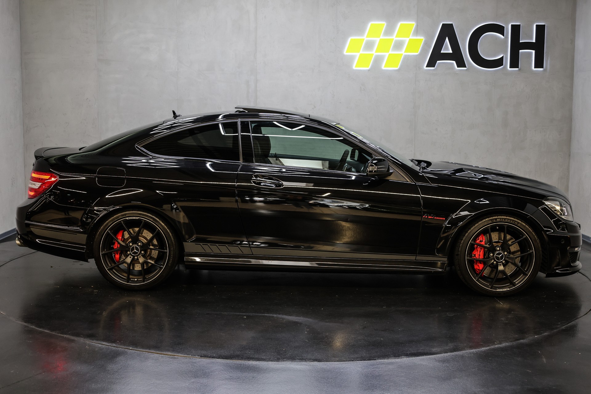 MERCEDES-BENZ C 63 V8 AMG Coupé Edition 507-image-13