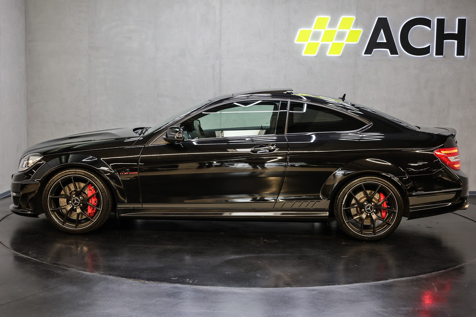 MERCEDES-BENZ C 63 V8 AMG Coupé Edition 507-image-7