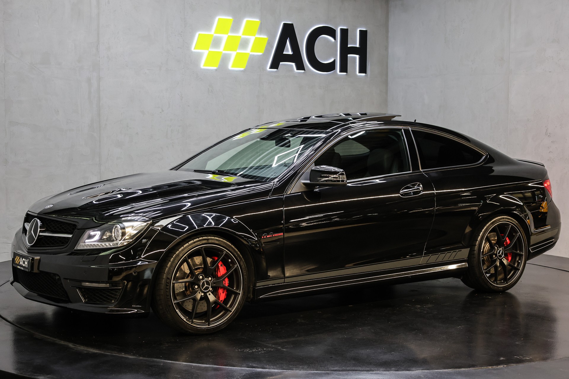 MERCEDES-BENZ C 63 V8 AMG Coupé Edition 507-image-8
