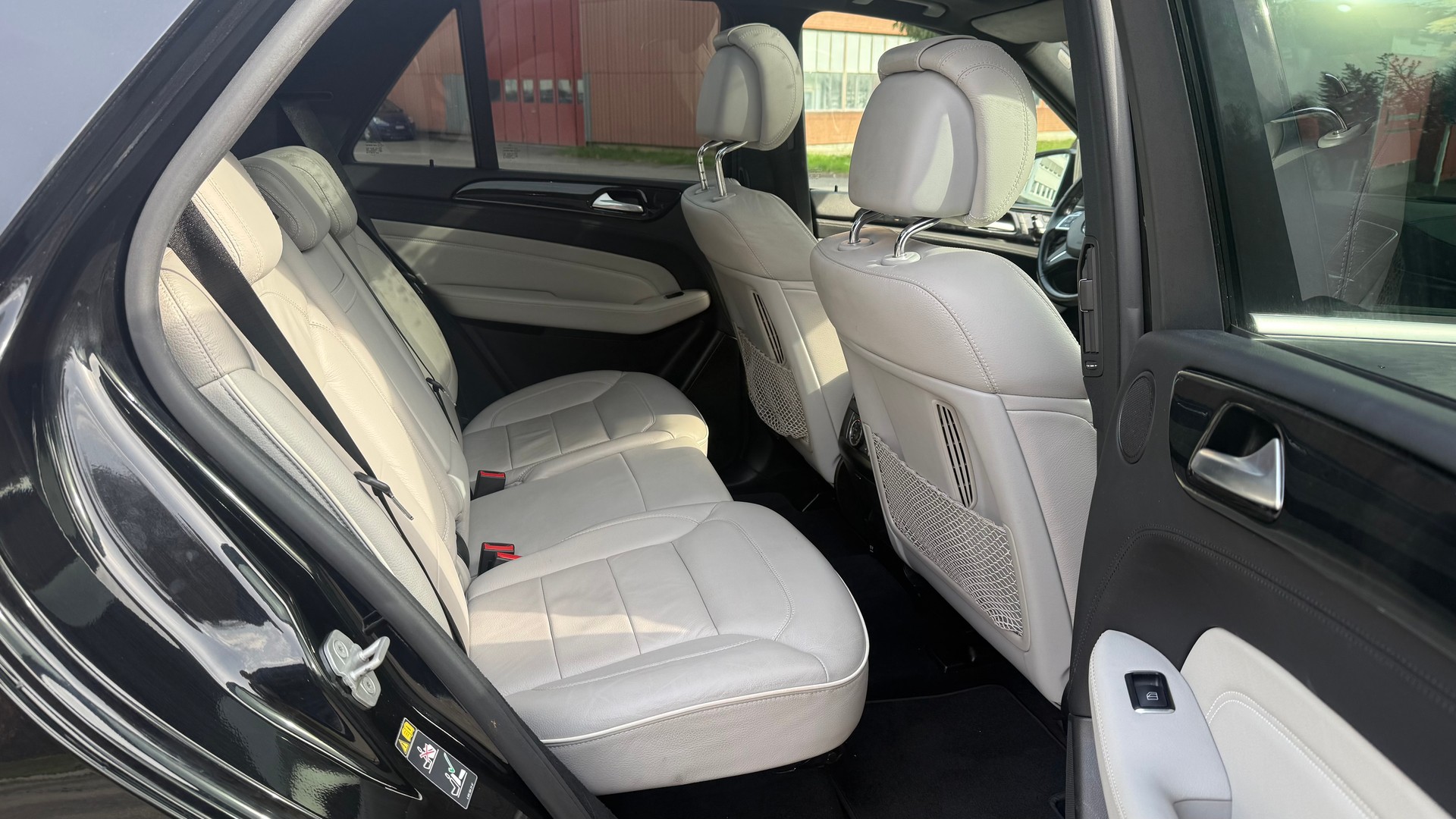 MERCEDES-BENZ ML 500 Executive 4Matic 7G-Tronic-image-9