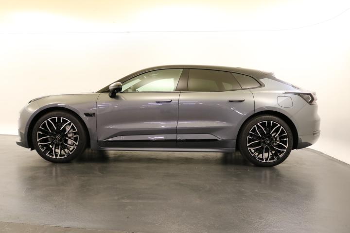 ZEEKR 001 Privilege AWD-showroom-element-2