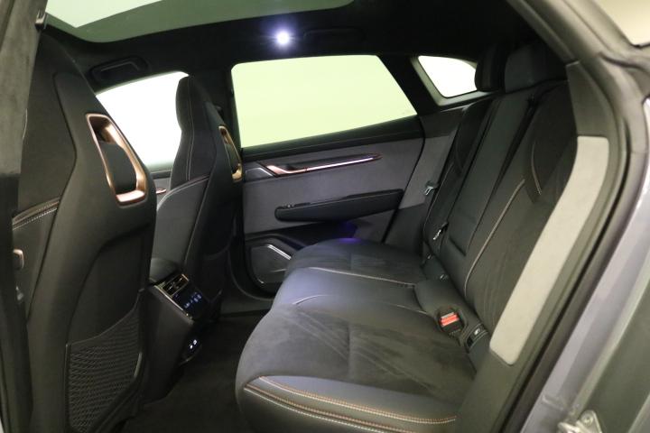 ZEEKR 001 Privilege AWD-image-11
