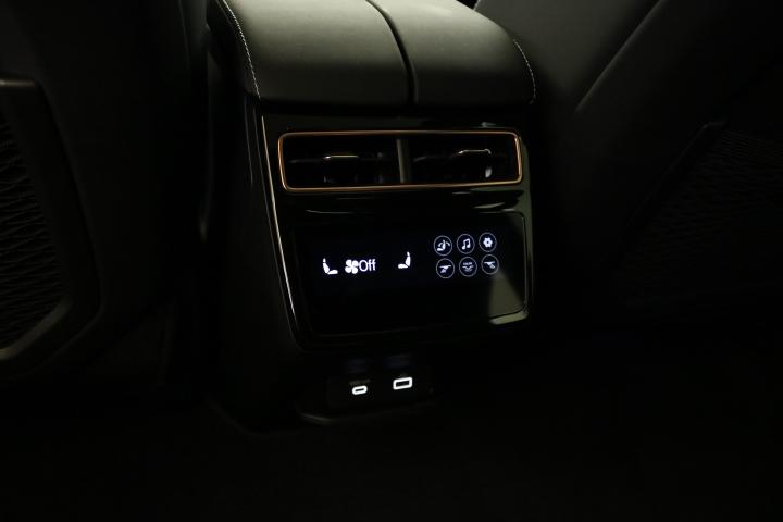 ZEEKR 001 Privilege AWD-image-12