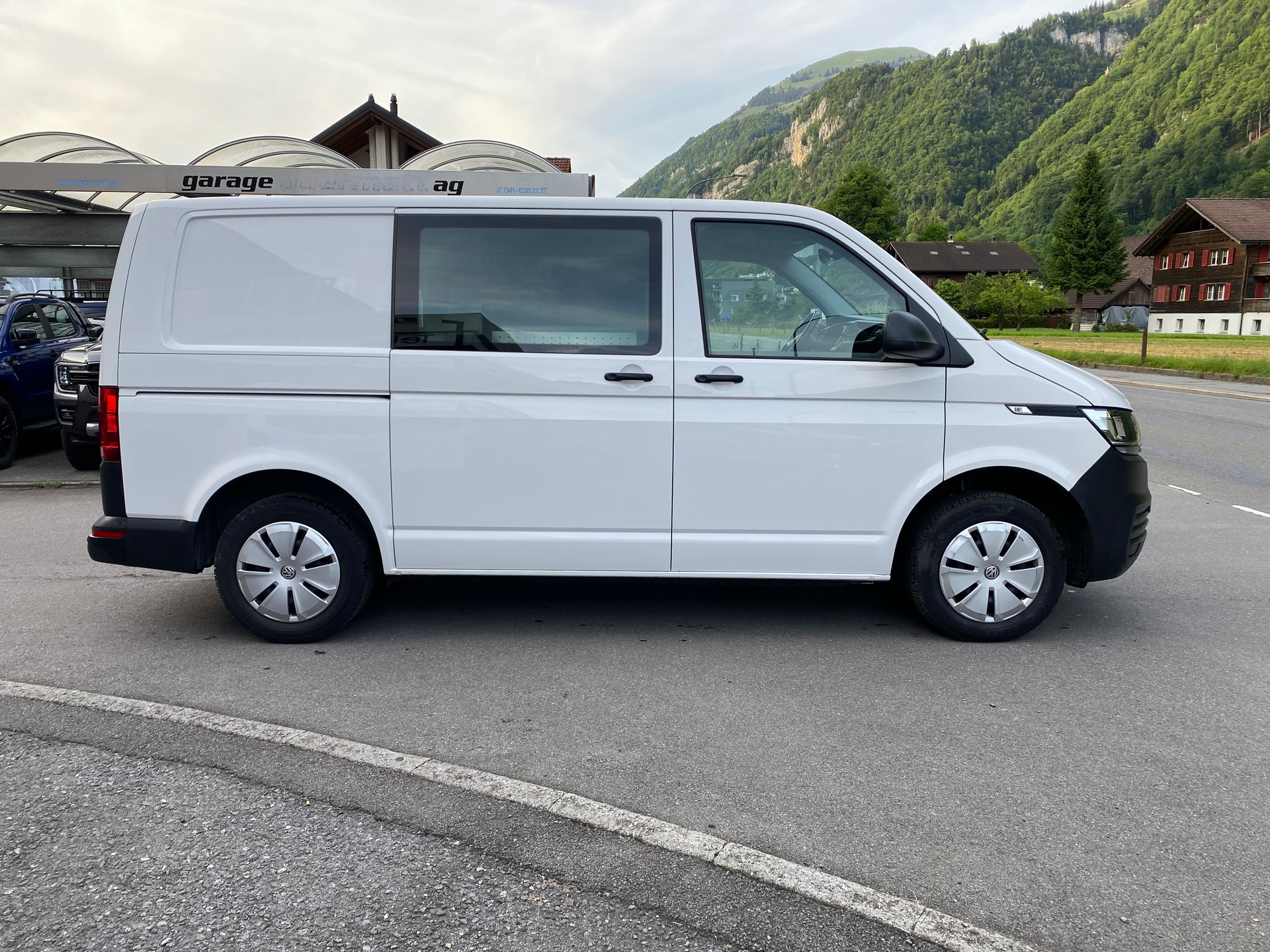 VW T6.1 2.0 TDI 4Motion DSG-image-14