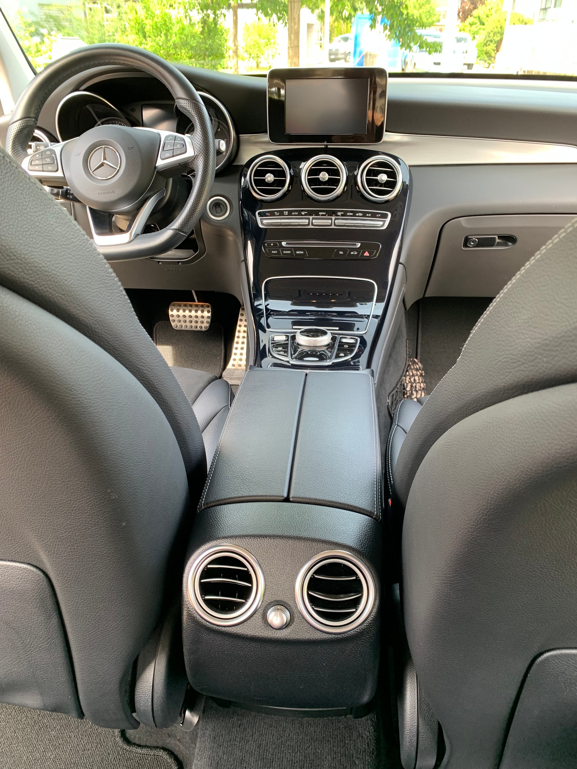 MERCEDES-BENZ GLC 250 d Exclusive 4m-image-6