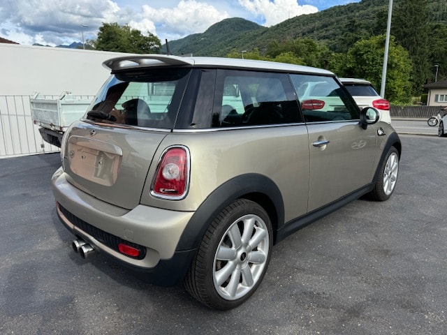 MINI Cooper S-image-2