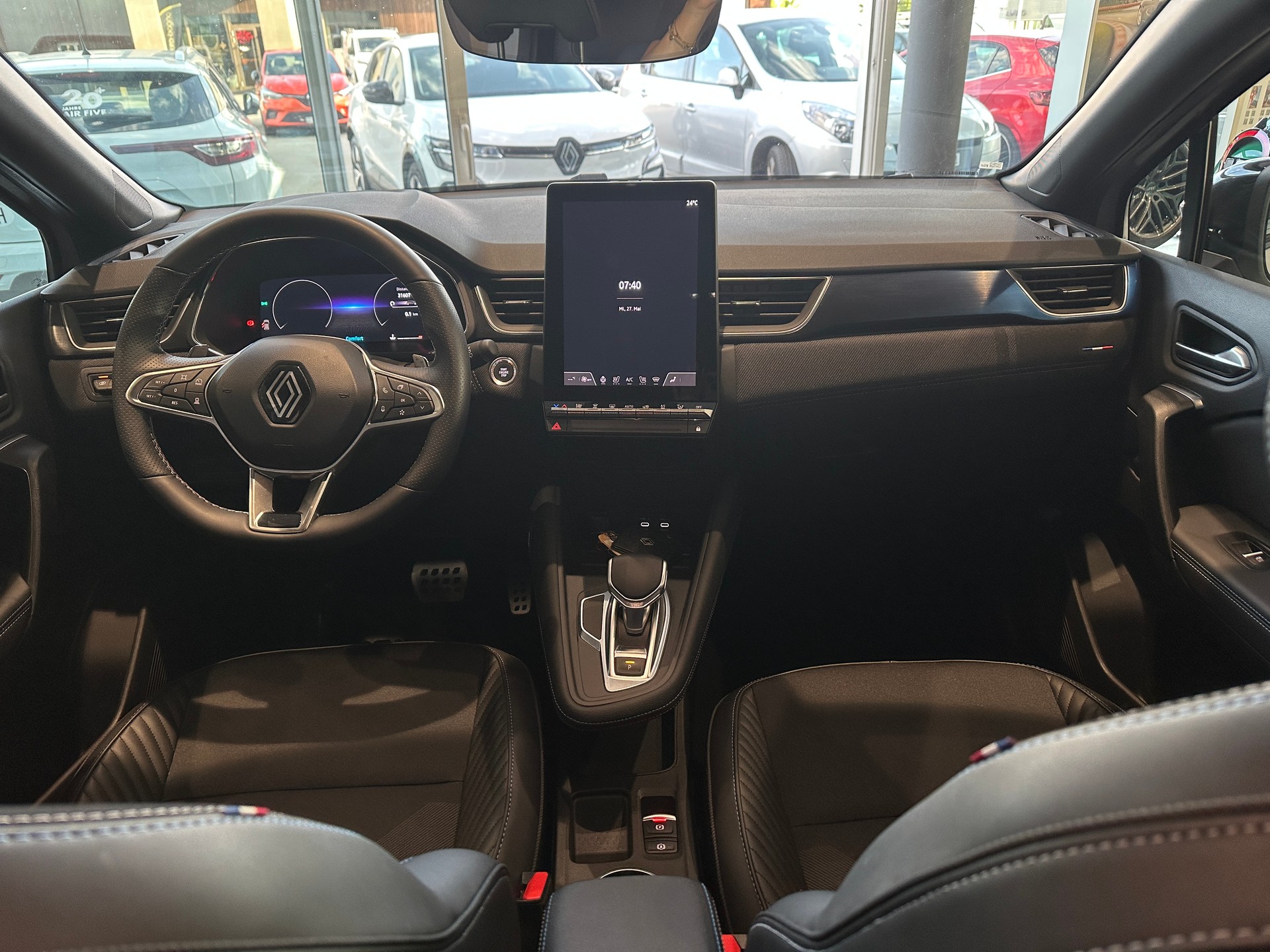 RENAULT Captur 1.3 TCe Esprit Alpine EDC-image-9