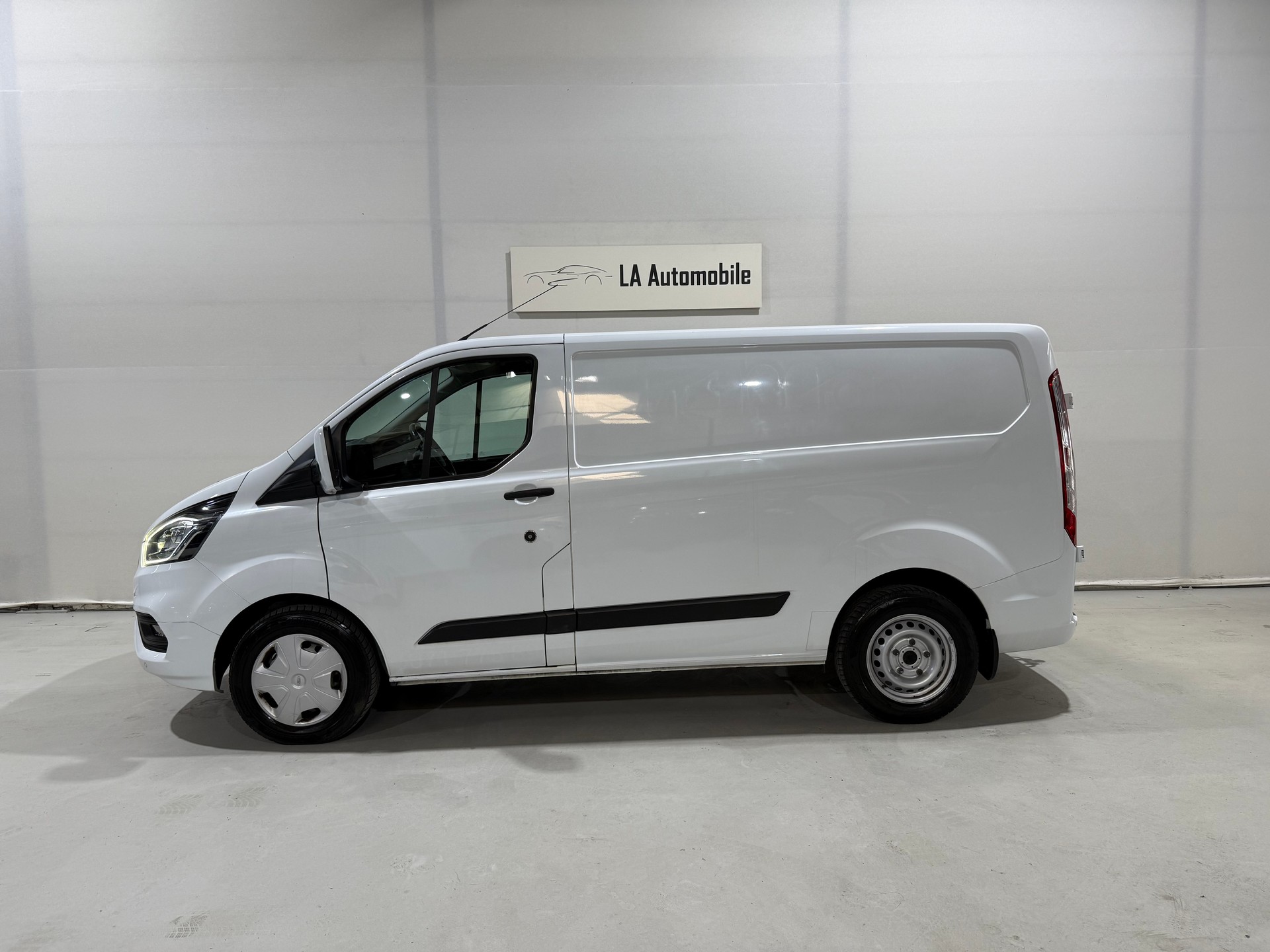 FORD Transit Custom Van 320 L1H1 Trend 3Plätzer (Sortimo)-image-2