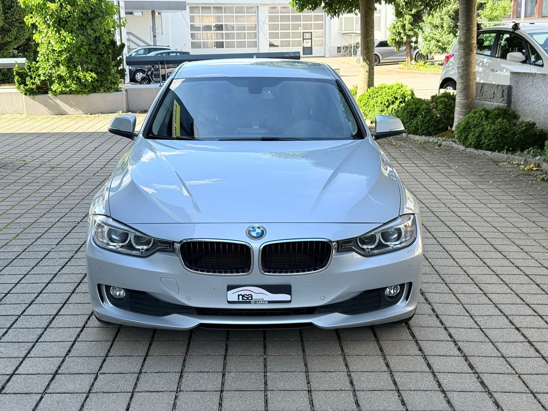 BMW 318d Steptronic-image-0