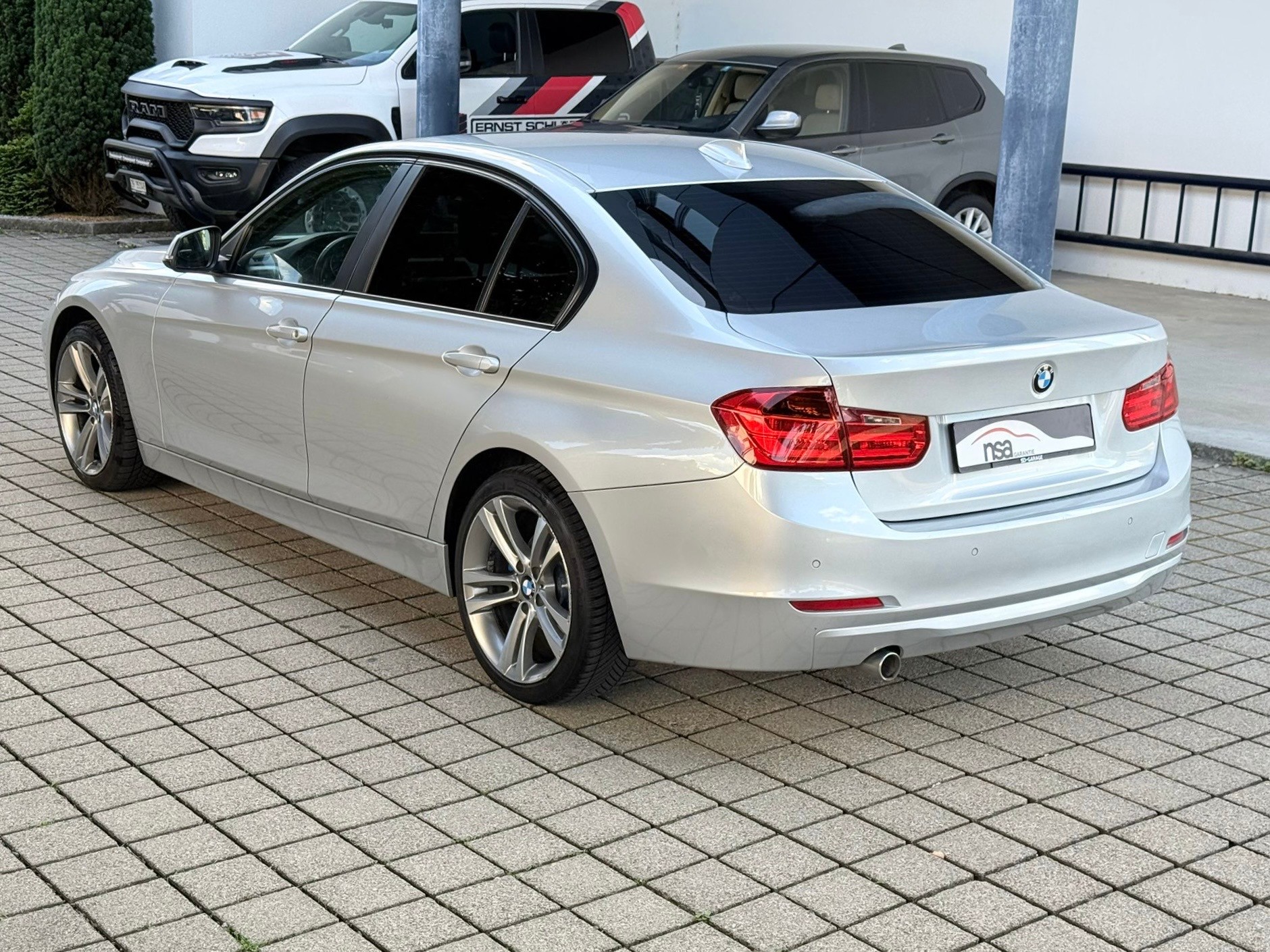 BMW 318d Steptronic-image-4