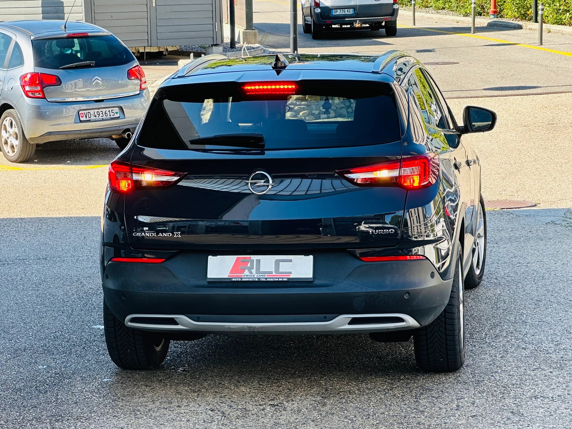 OPEL Grandland X 1.2i TP Excellence-image-9