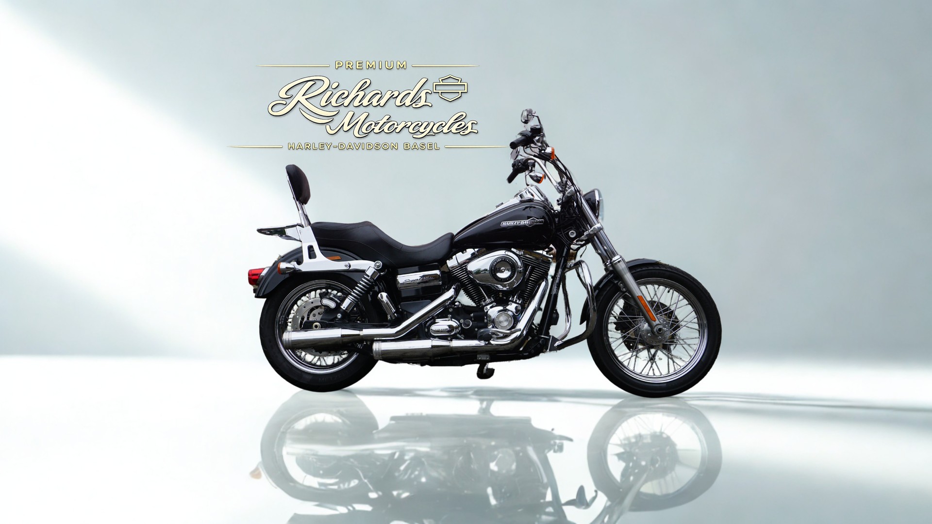 HARLEY-DAVIDSON FXDCI Dyna Super Glide Custom ABS