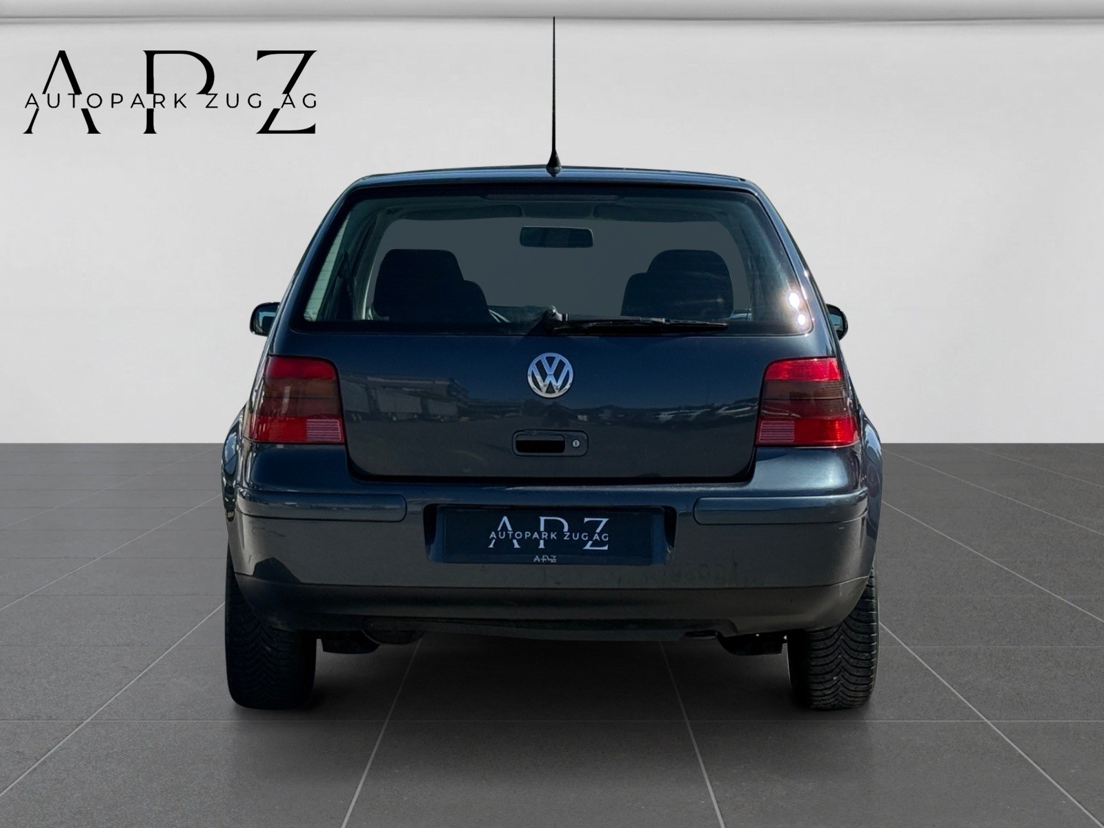 VW Golf 1.6 16V Pacific-image-5