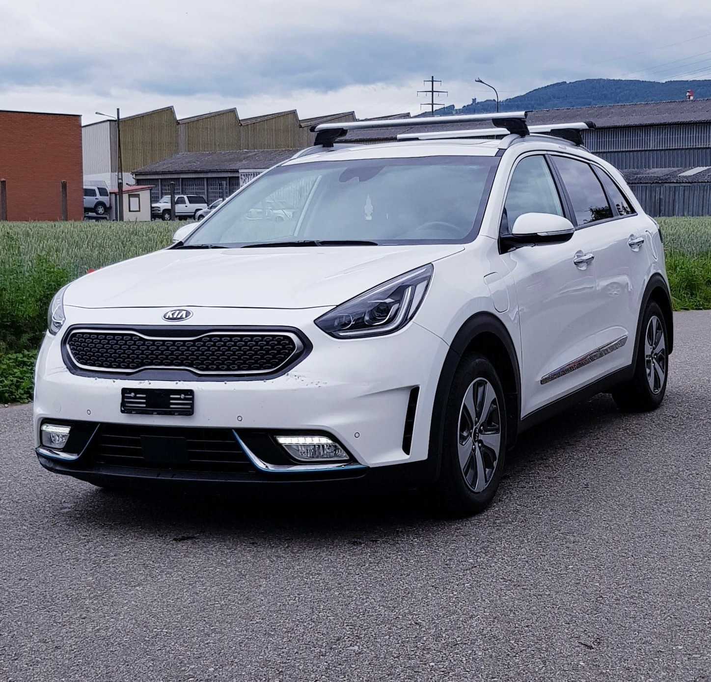 KIA Niro 1.6GDi Plug-in Hybrid DCT-image-0