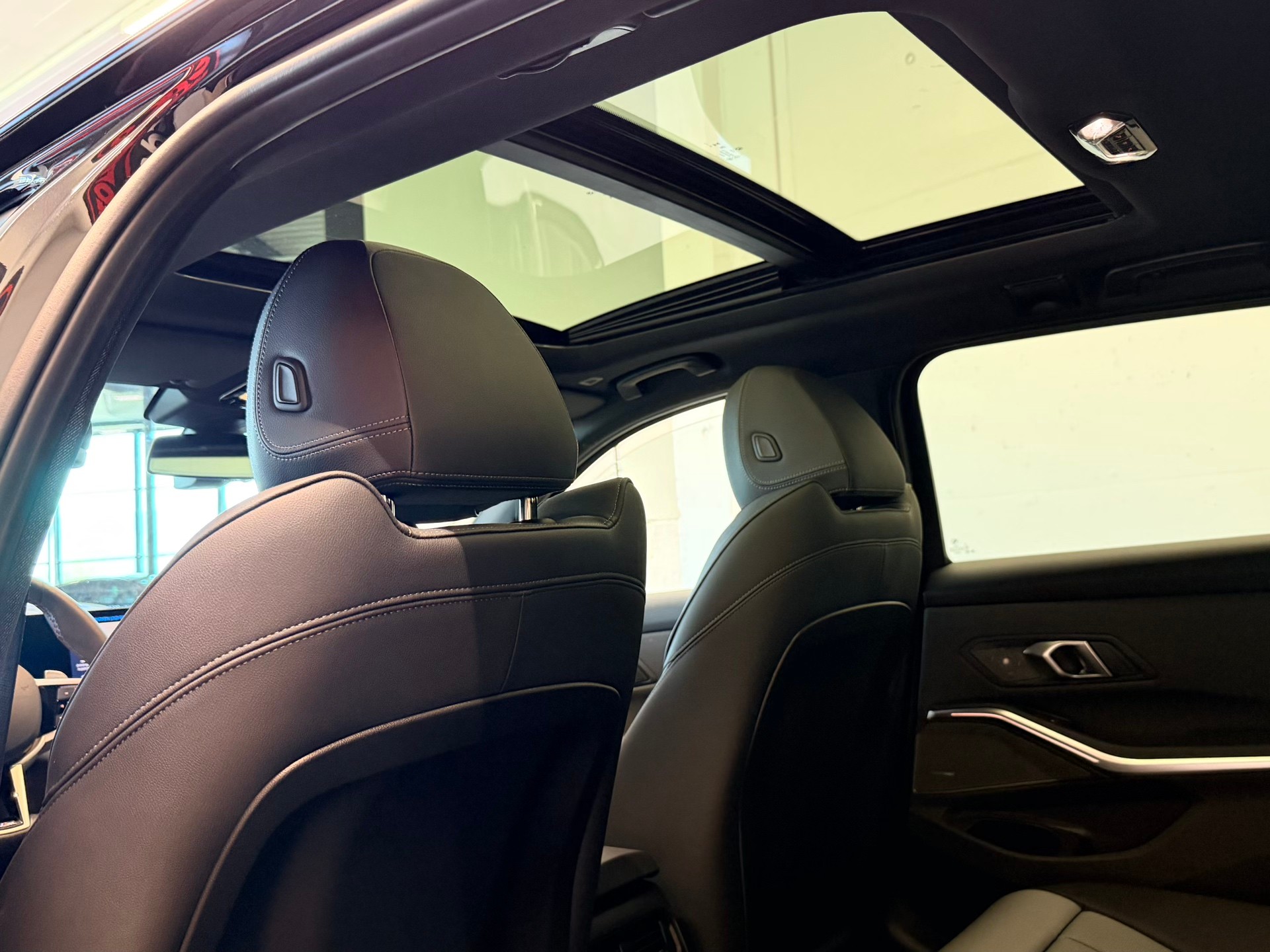 BMW M340i xDrive 48V Touring Steptronic M Sport Pro-image-20