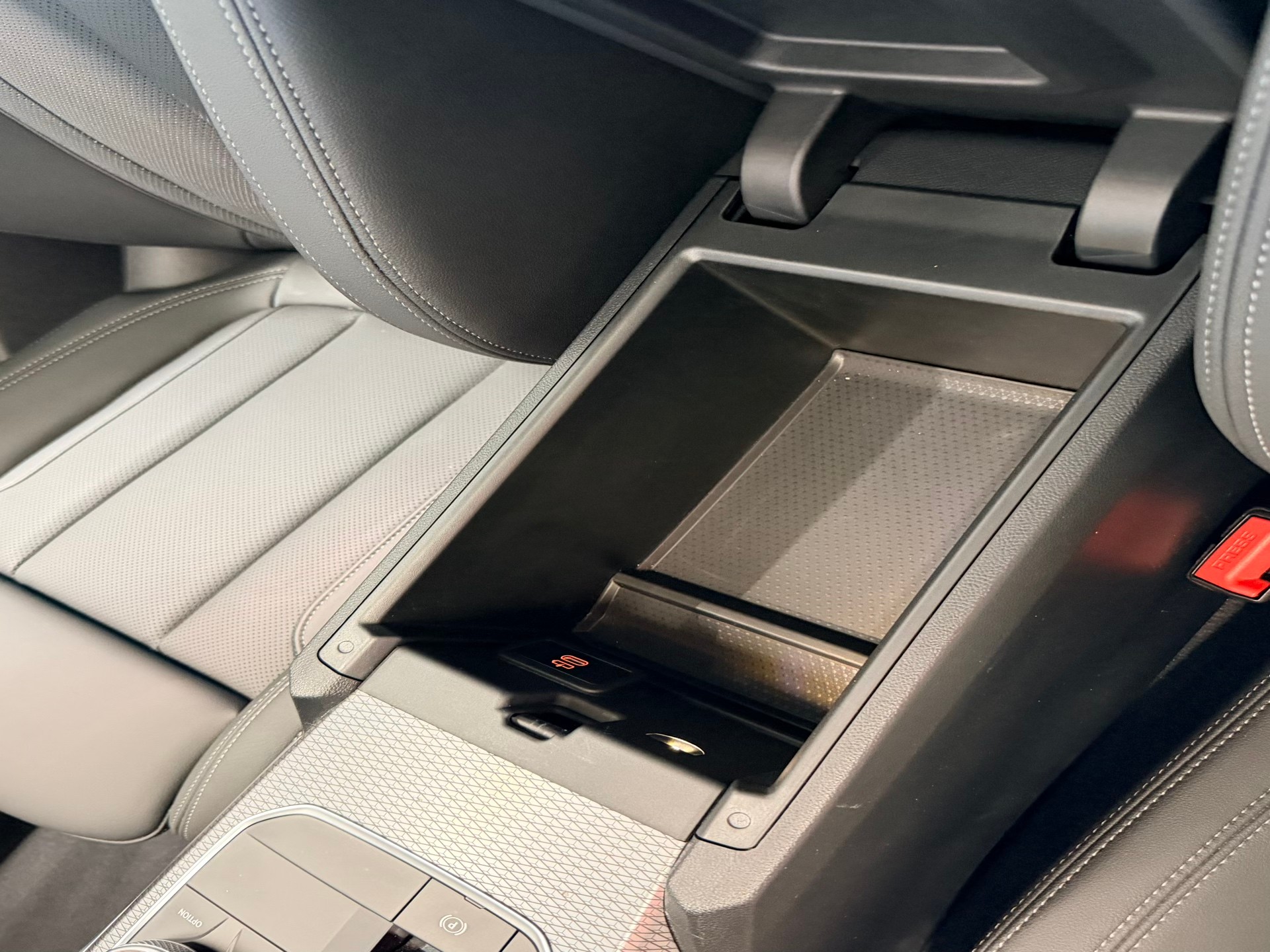 BMW M340i xDrive 48V Touring Steptronic M Sport Pro-image-19