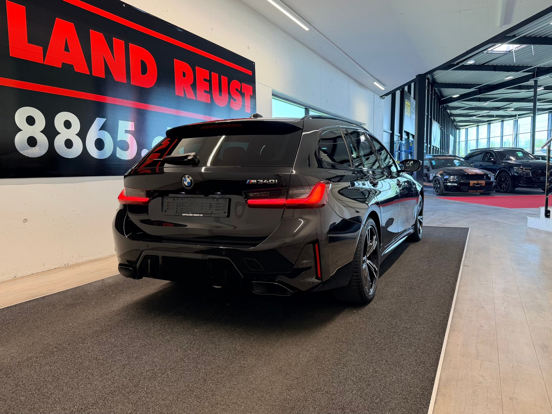BMW M340i xDrive 48V Touring Steptronic M Sport Pro-image-6