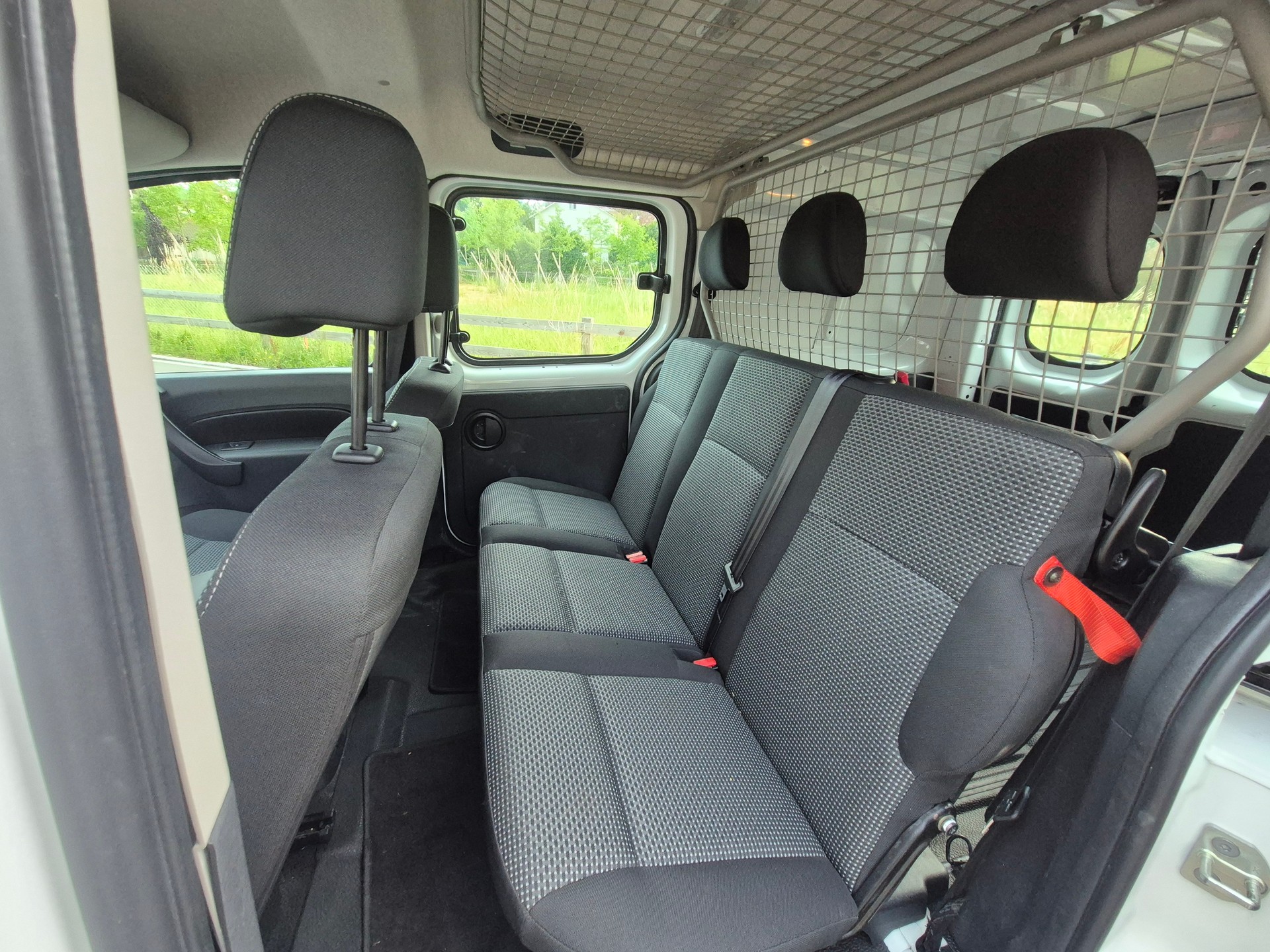 MERCEDES-BENZ Citan 109 CDI EL Mixto Euro 6-image-6