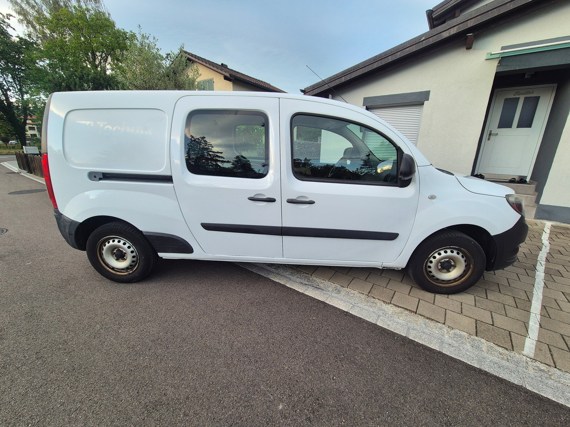 MERCEDES-BENZ Citan 109 CDI EL Mixto Euro 6-image-3