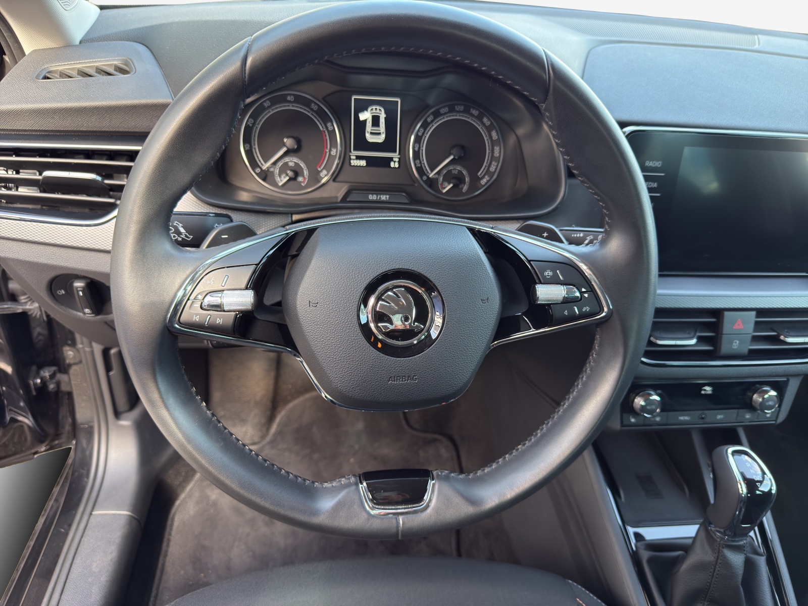 SKODA Kamiq 1.5 TSI ACT Ambition DSG-image-9