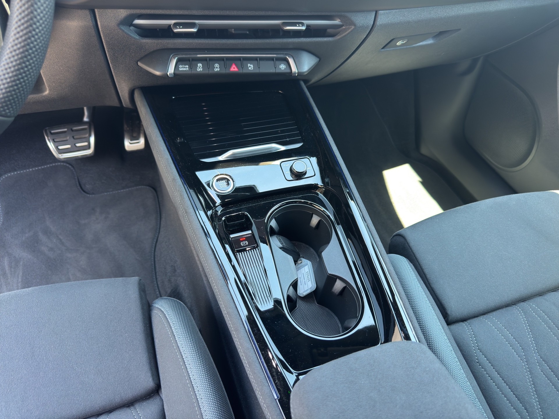 AUDI Q3 SUV 110 kW TFSI S Line S tronic-image-13
