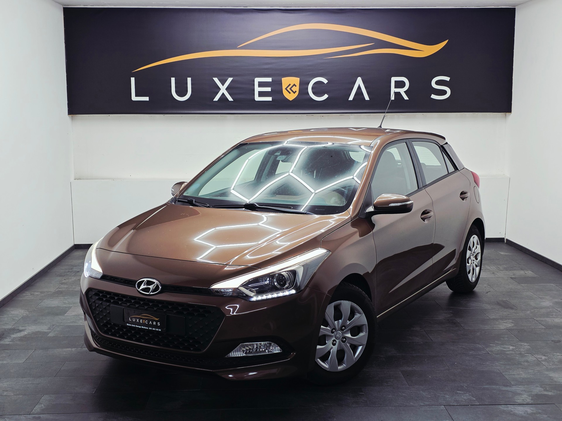 HYUNDAI i20 1.2 Amplia*TOP AUSSTATTUNG*-image-0