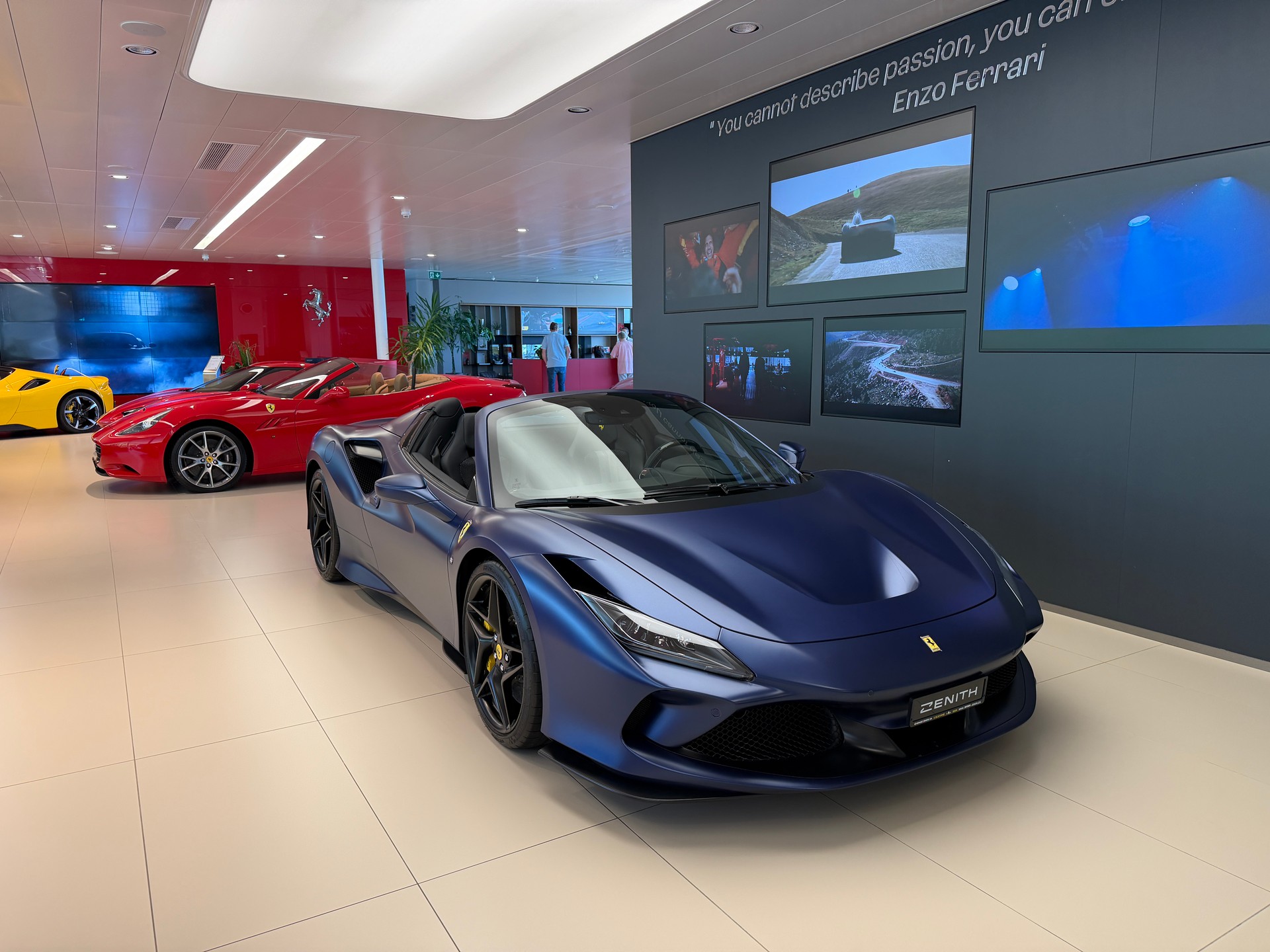 FERRARI F8 Spider-image-2