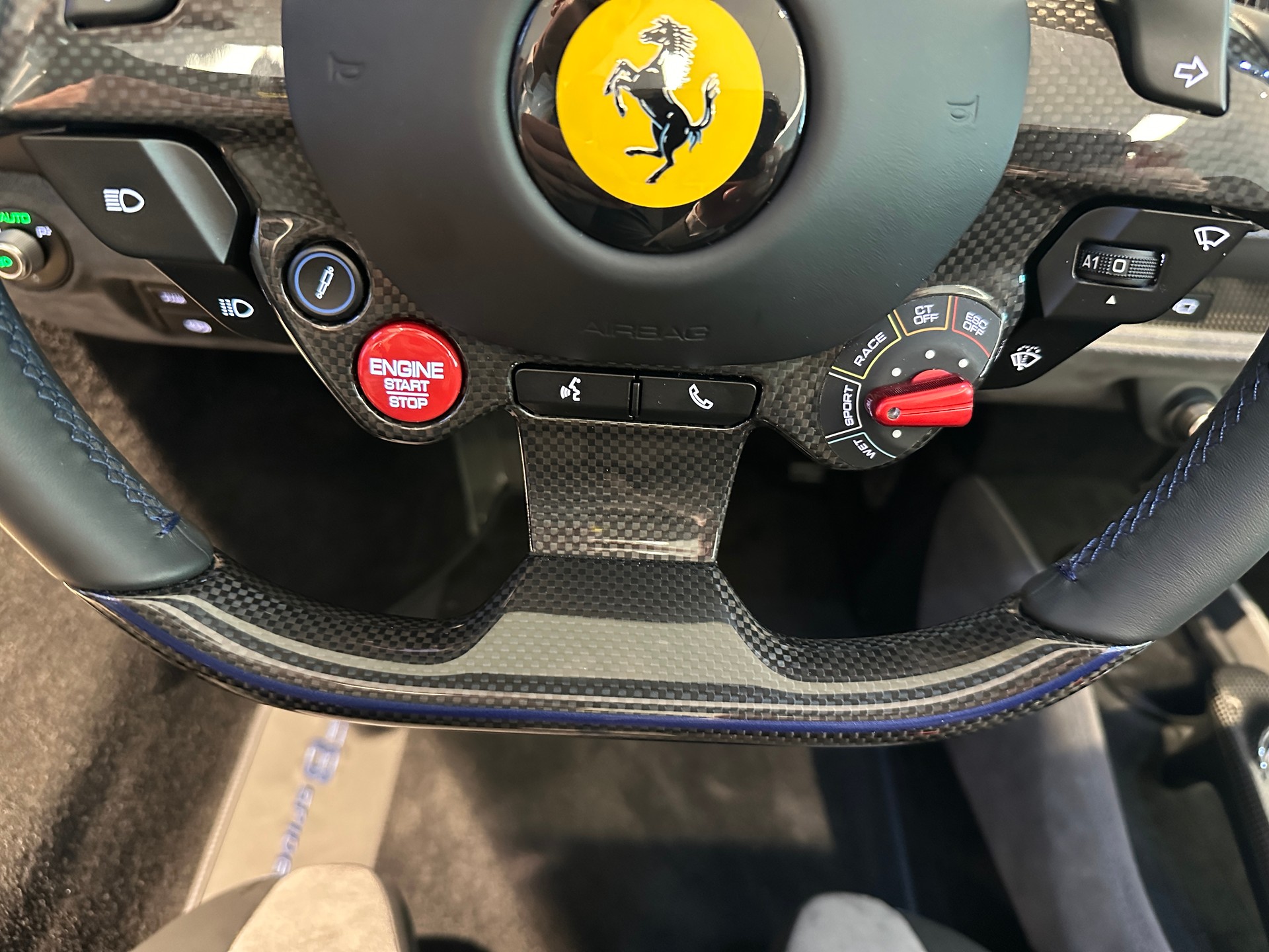 FERRARI F8 Spider-image-9