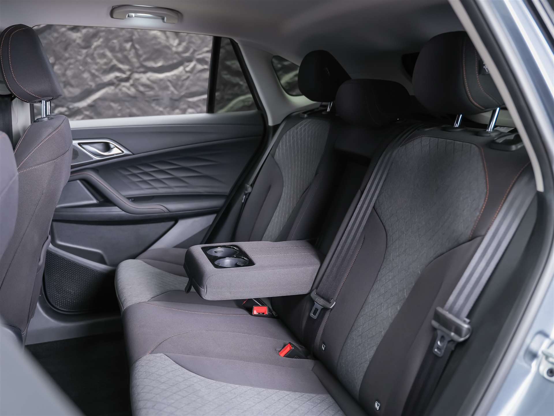 MG HS 1.5 T Comfort Automat-image-12