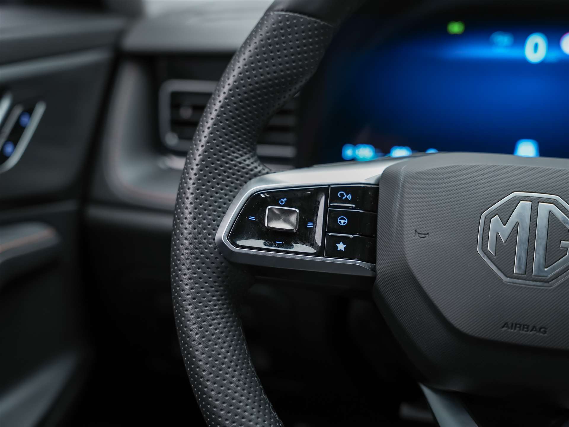MG HS 1.5 T Comfort Automat-image-25