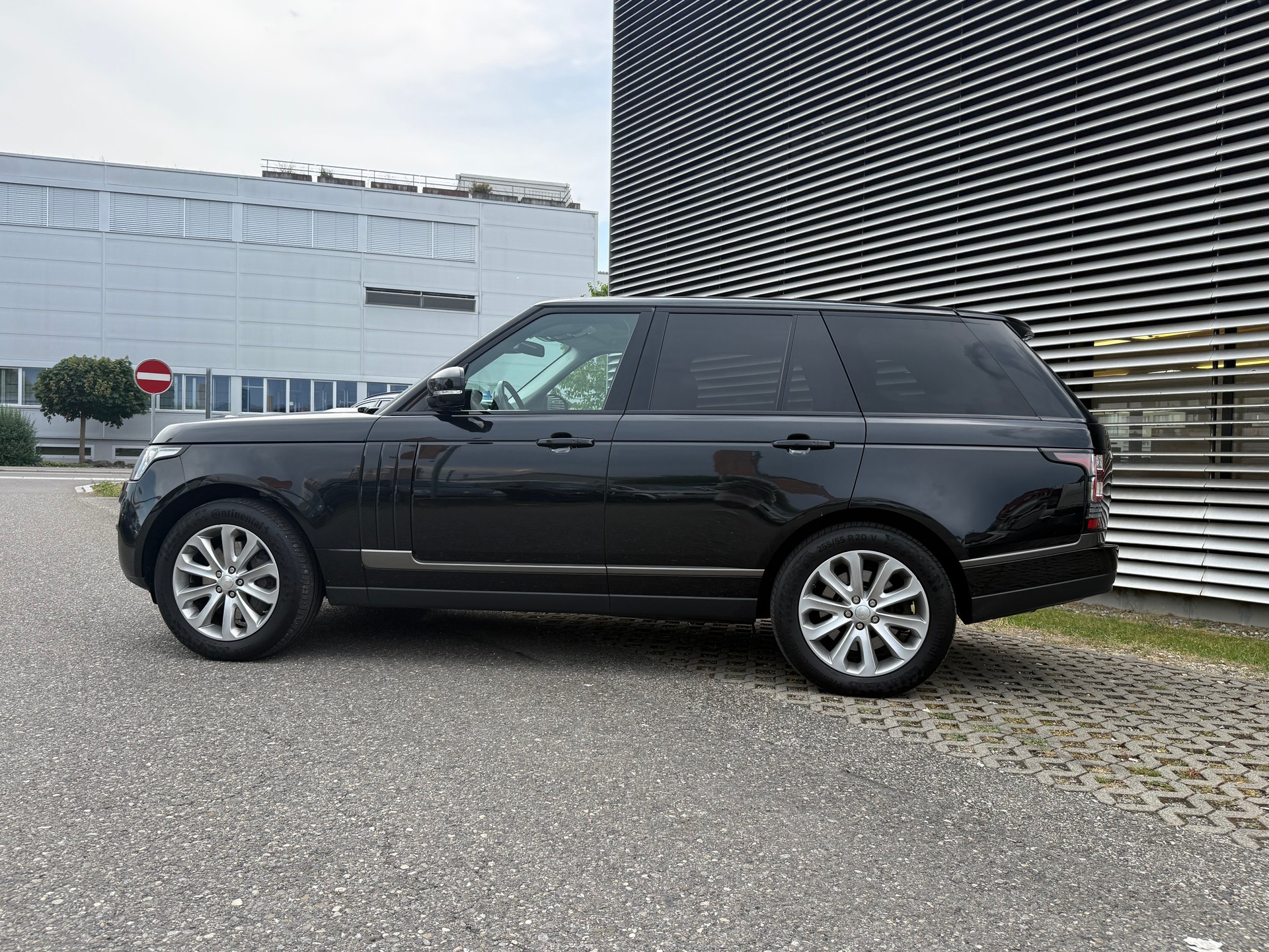 LAND ROVER Range Rover 4.4 SDV8 Vogue Automatic-image-10